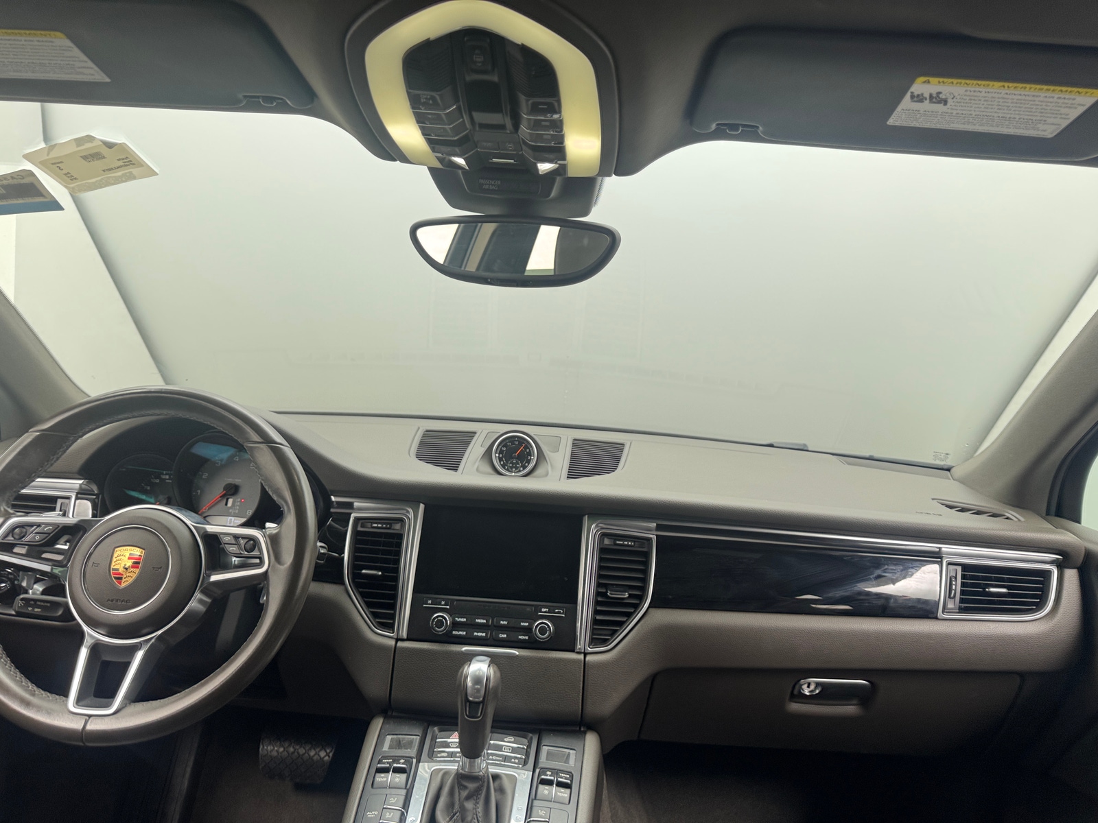 Thumbnail: 2018 Porsche Macan - 2
