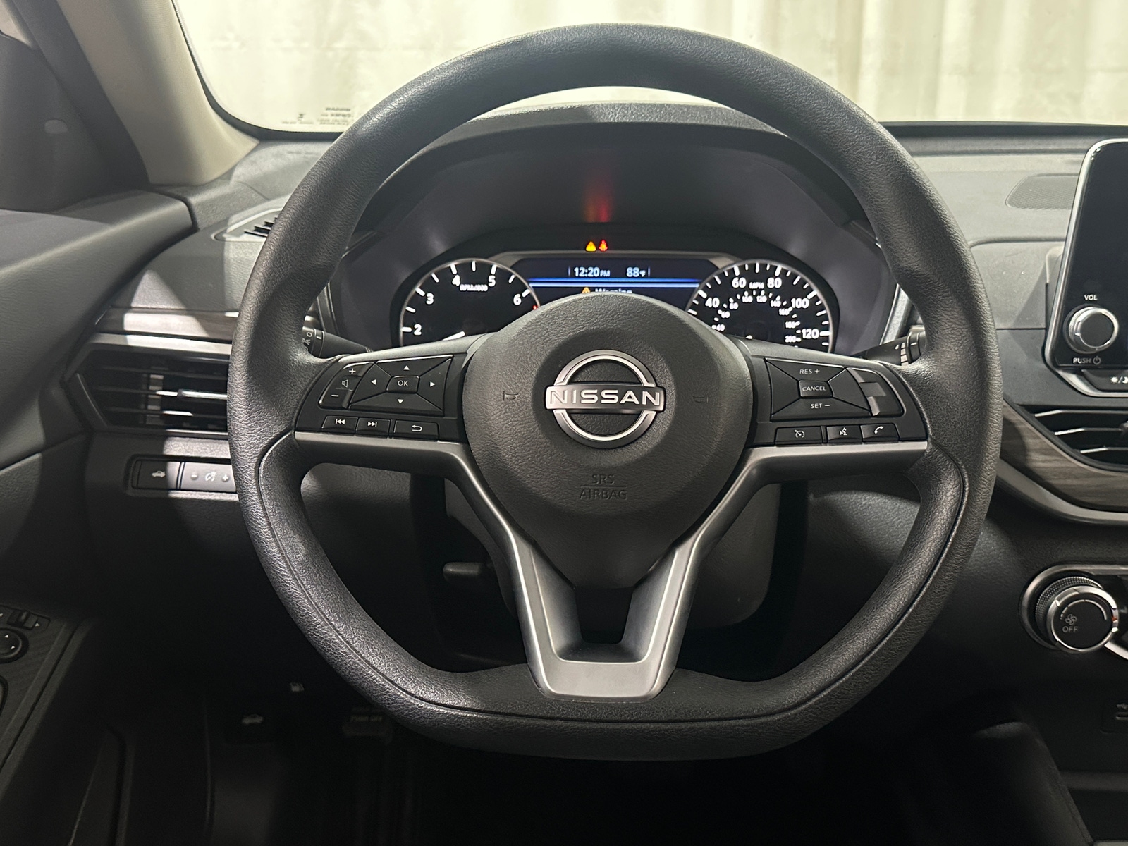 Thumbnail: 2025 Nissan Altima - 5