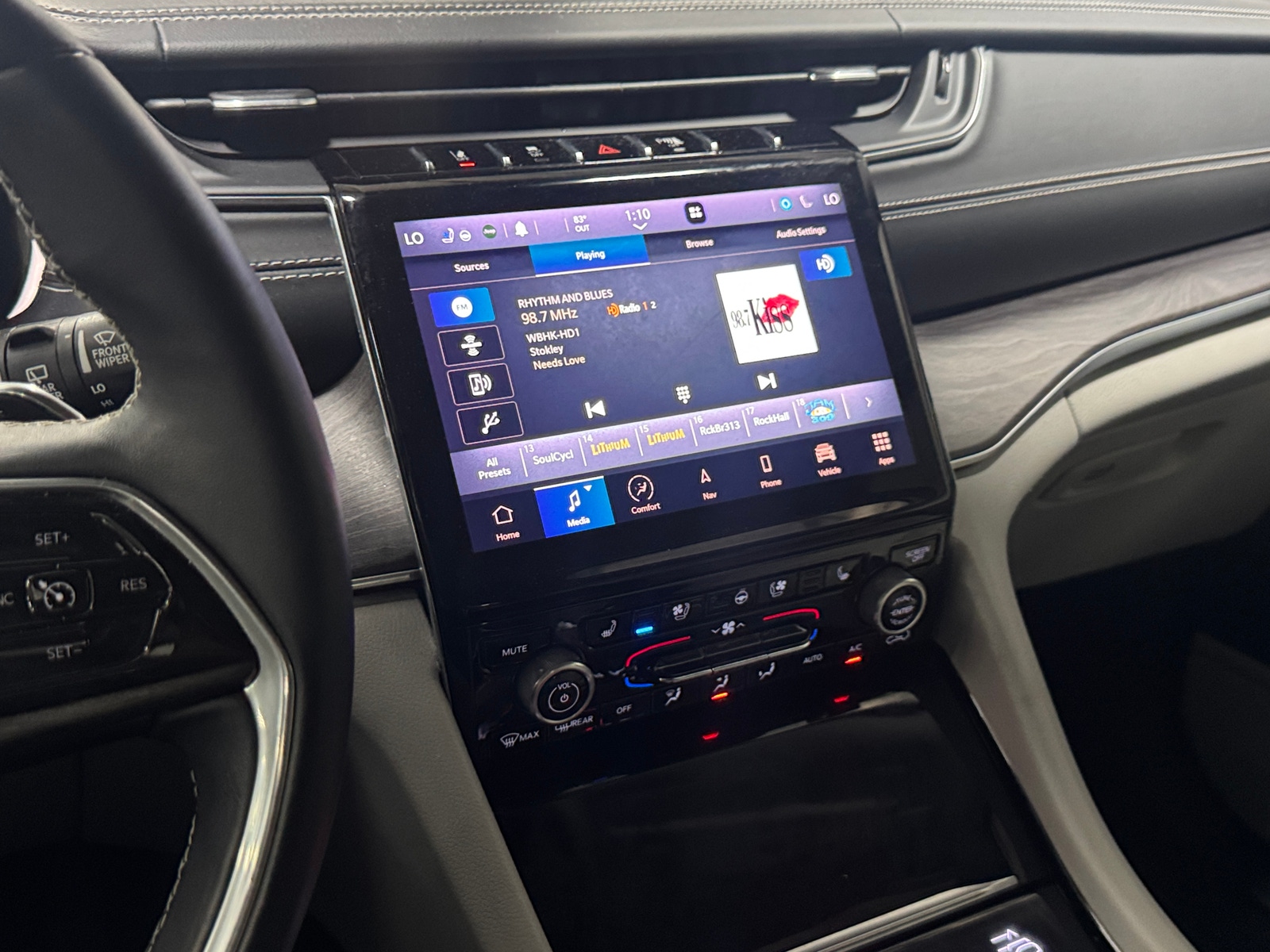 Thumbnail: 2021 Jeep Grand Cherokee L - 3