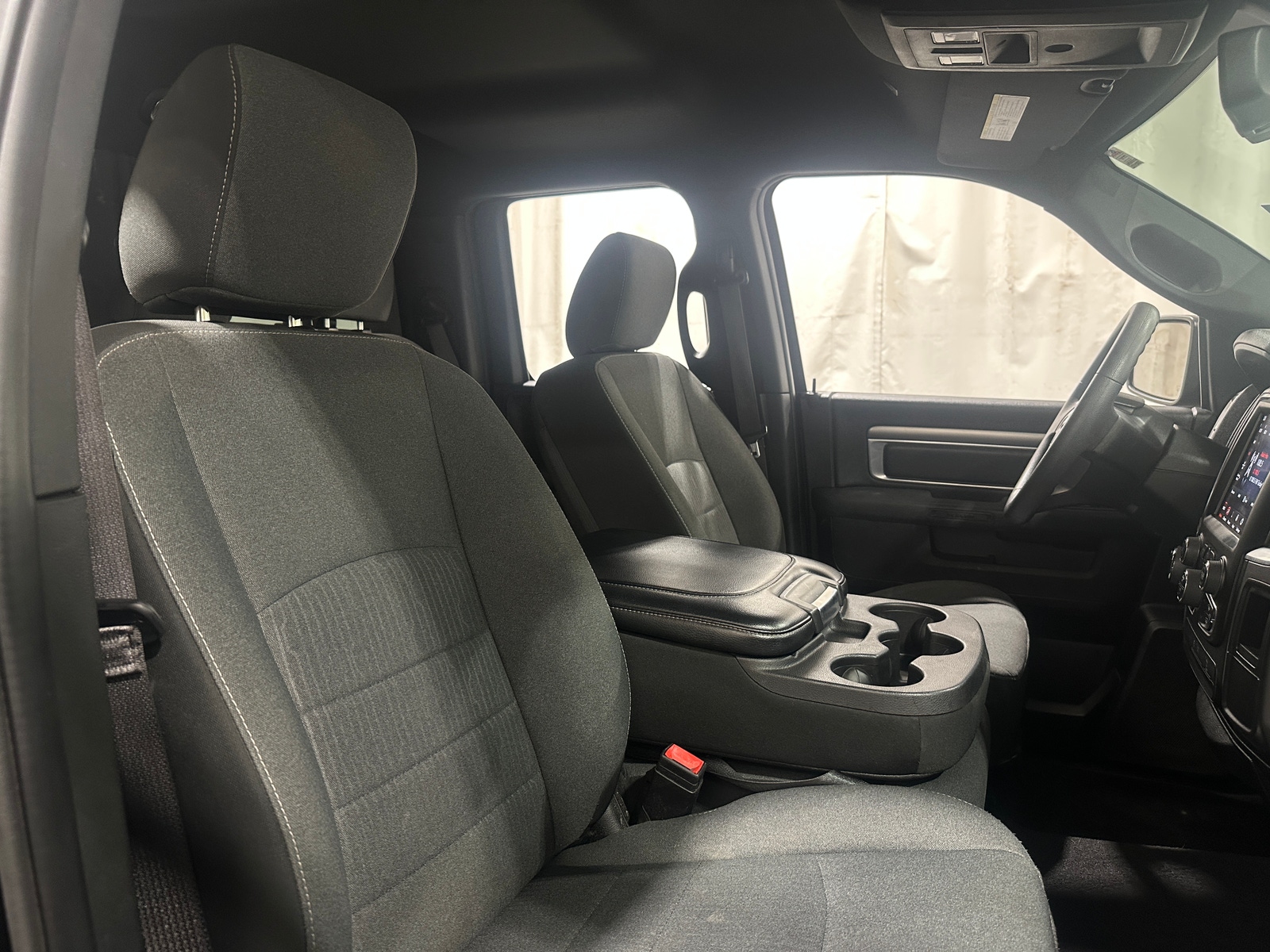 Thumbnail: 2021 RAM 1500 Classic - 2