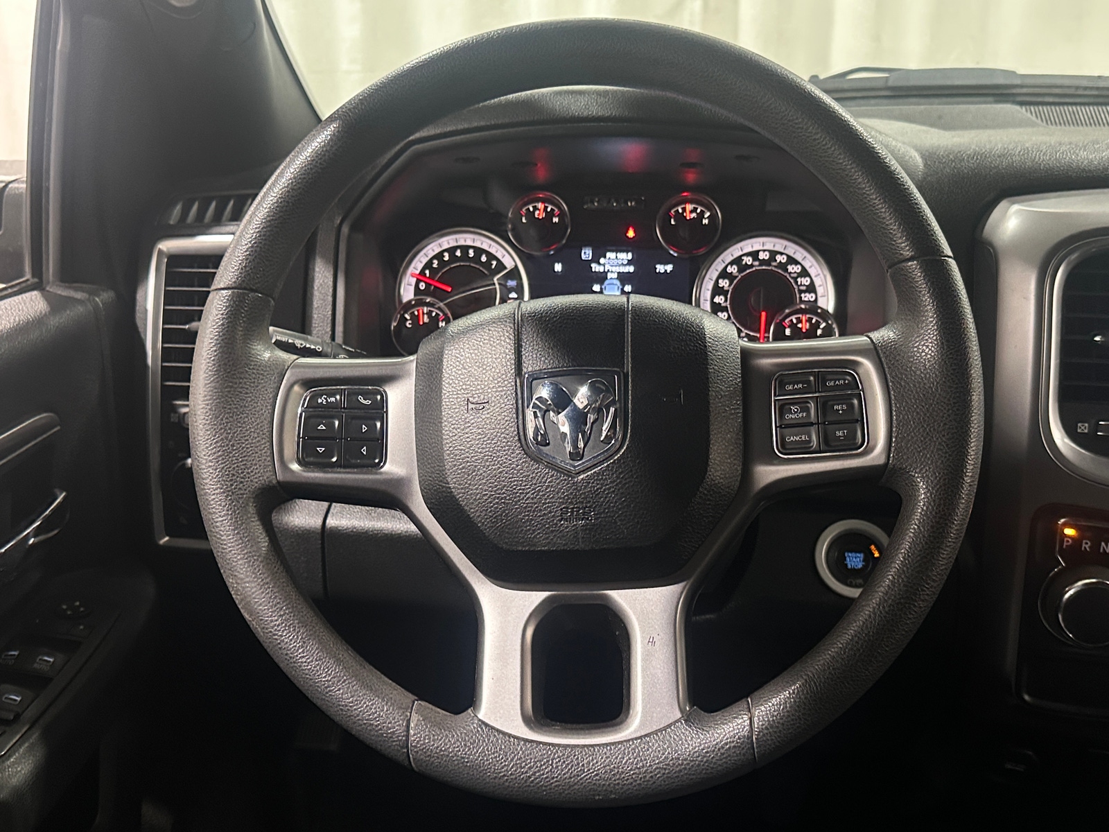 Thumbnail: 2021 RAM 1500 Classic - 5