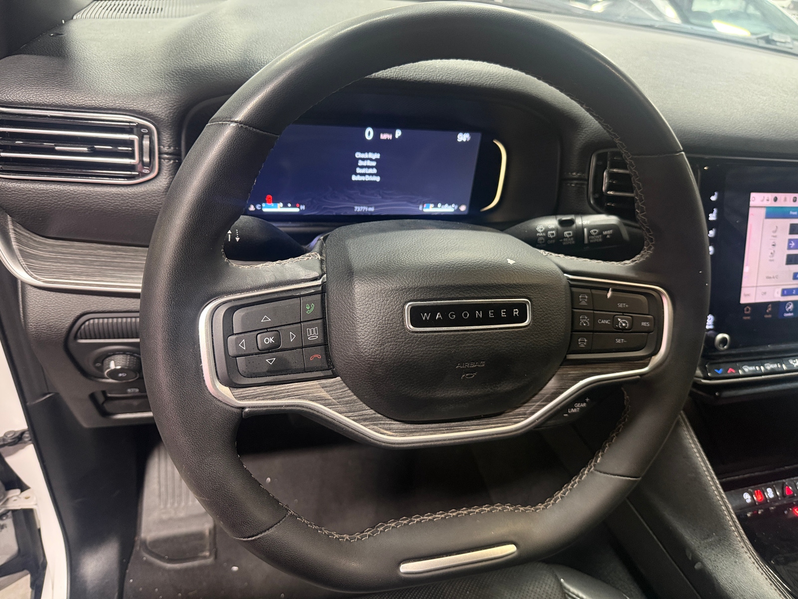 Thumbnail: 2024 Jeep Wagoneer - 4