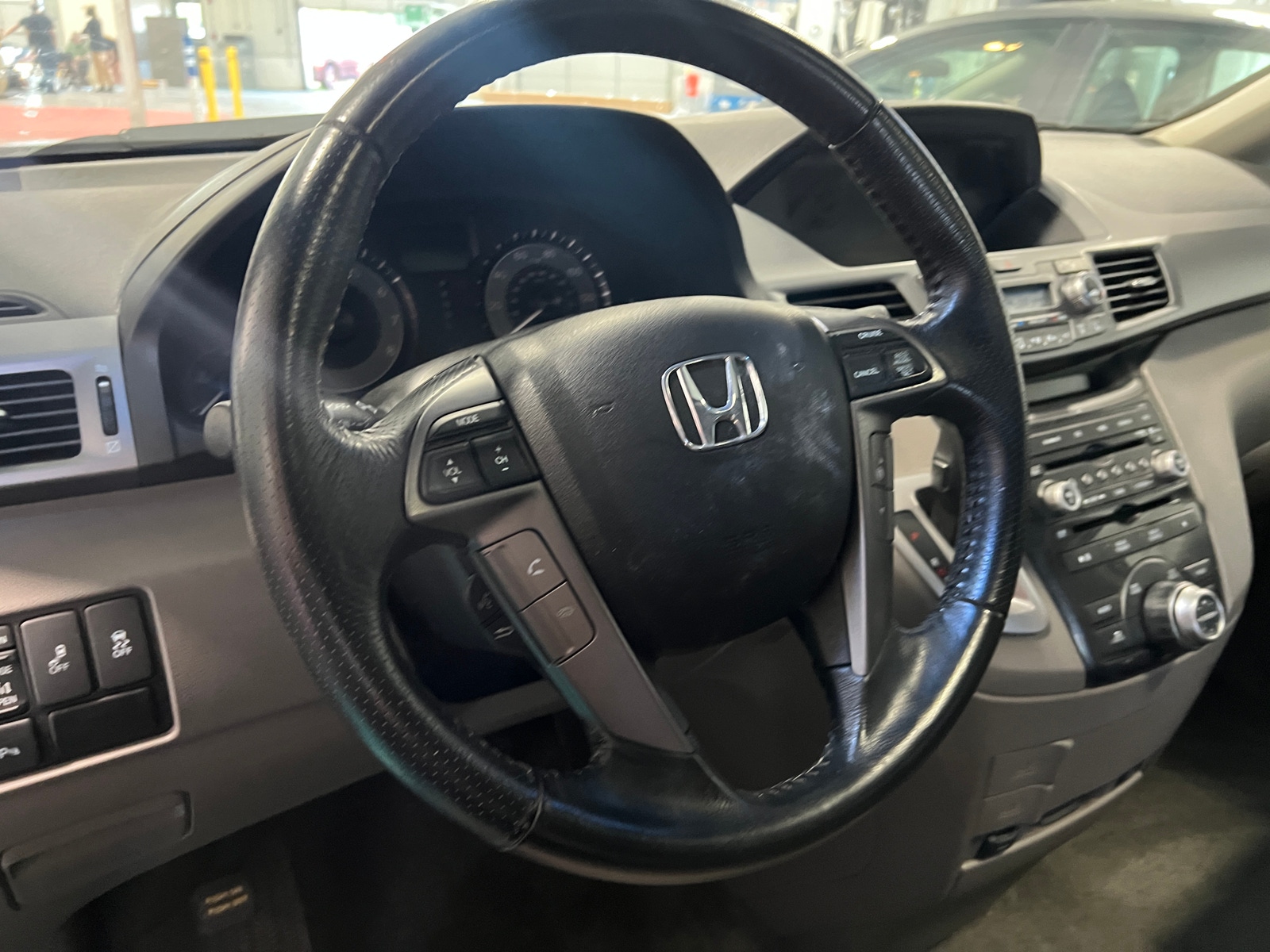 Thumbnail: 2012 Honda Odyssey - 4