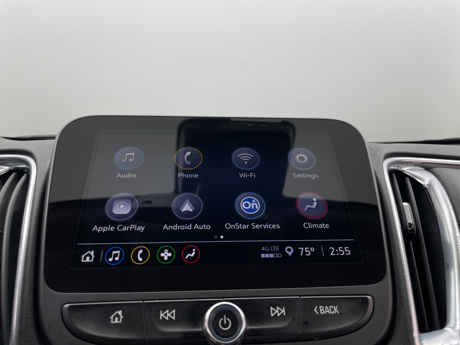 Thumbnail: 2021 Chevrolet Malibu - 3