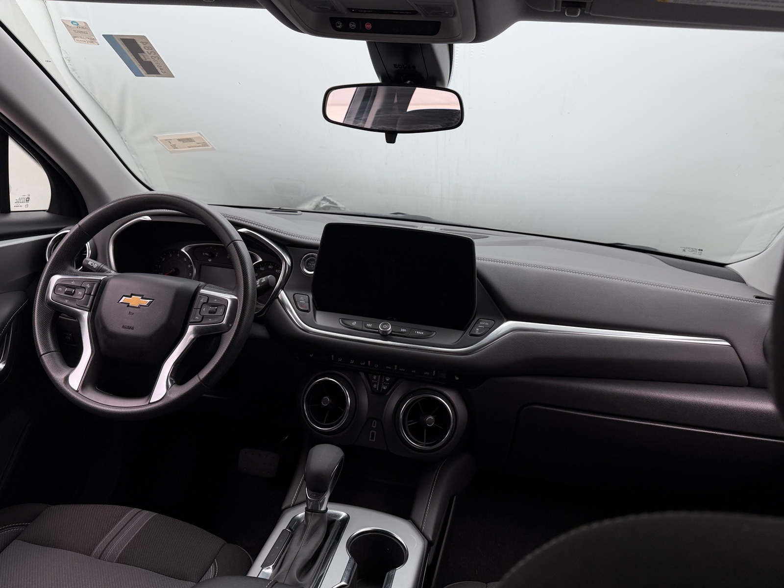Thumbnail: 2026 Chevrolet Blazer - 3