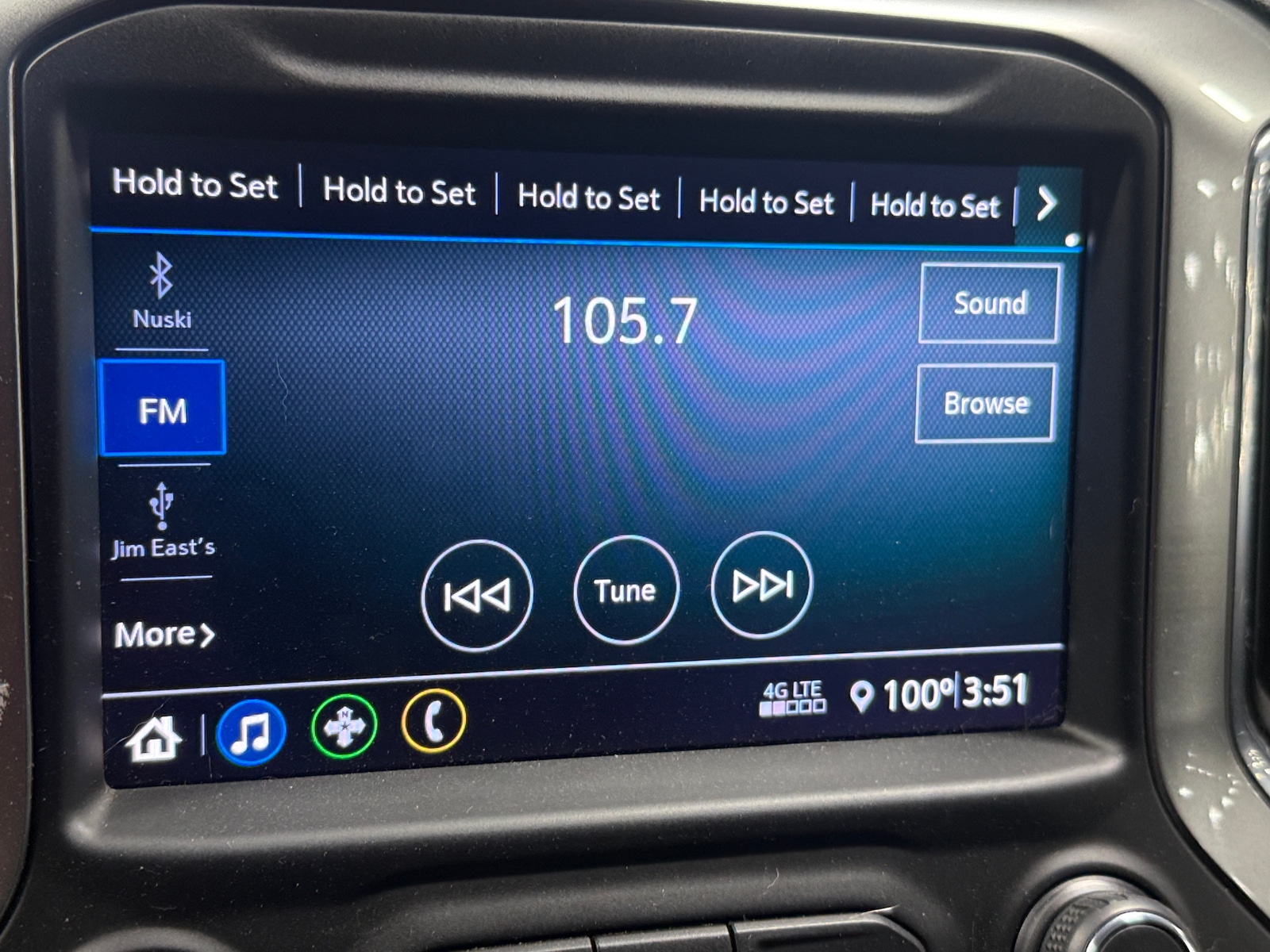 Thumbnail: 2019 Chevrolet Silverado 1500 - 4
