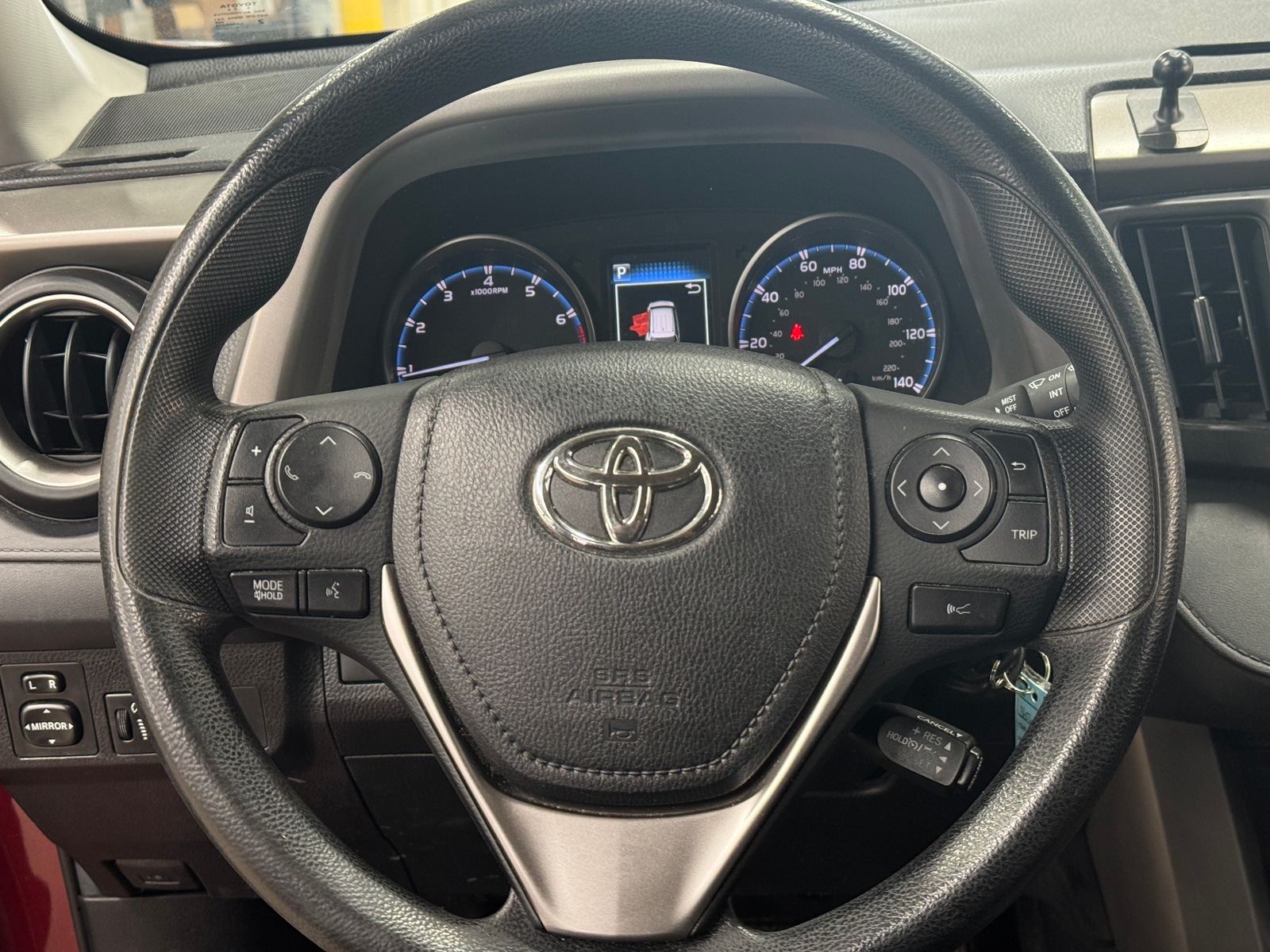 Thumbnail: 2018 Toyota RAV4 - 5