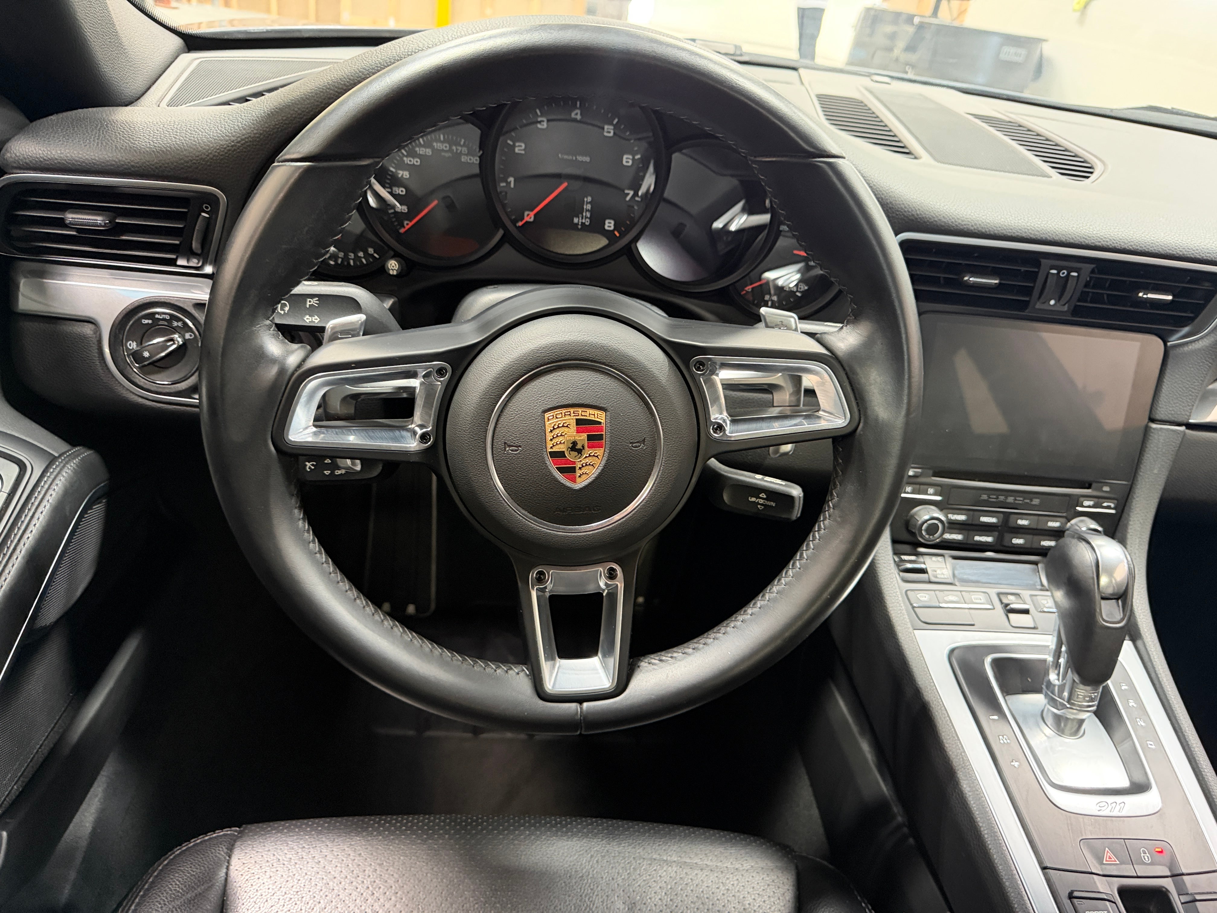 2017 Porsche 911 Carrera