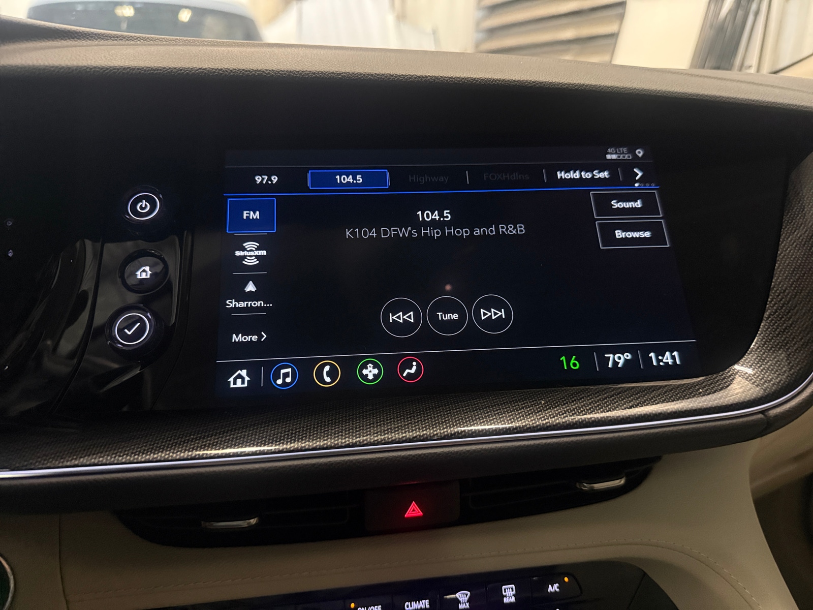 Thumbnail: 2023 Buick Envision - 3
