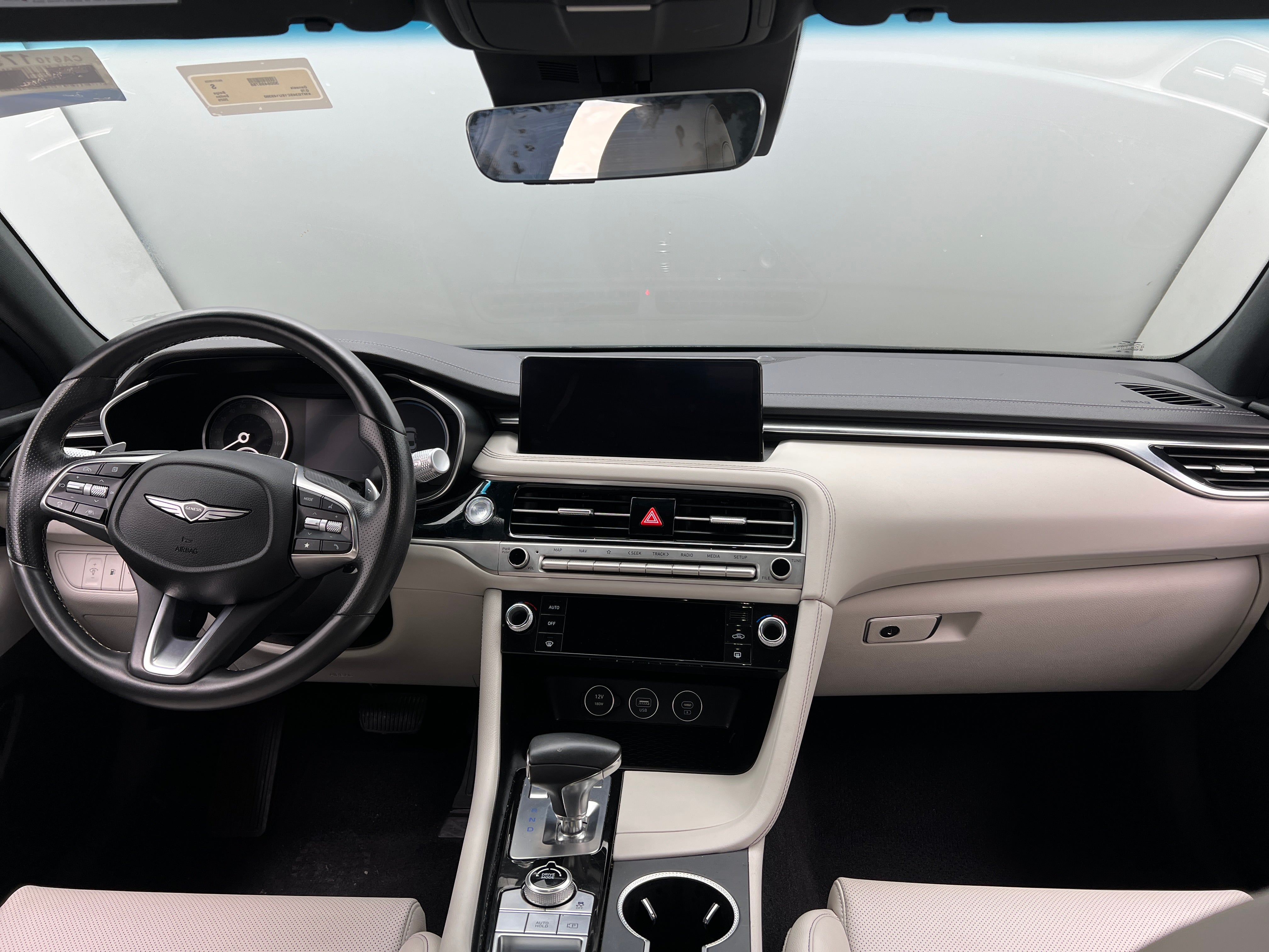 2025 Genesis G70 2.5T Standard, photo 11