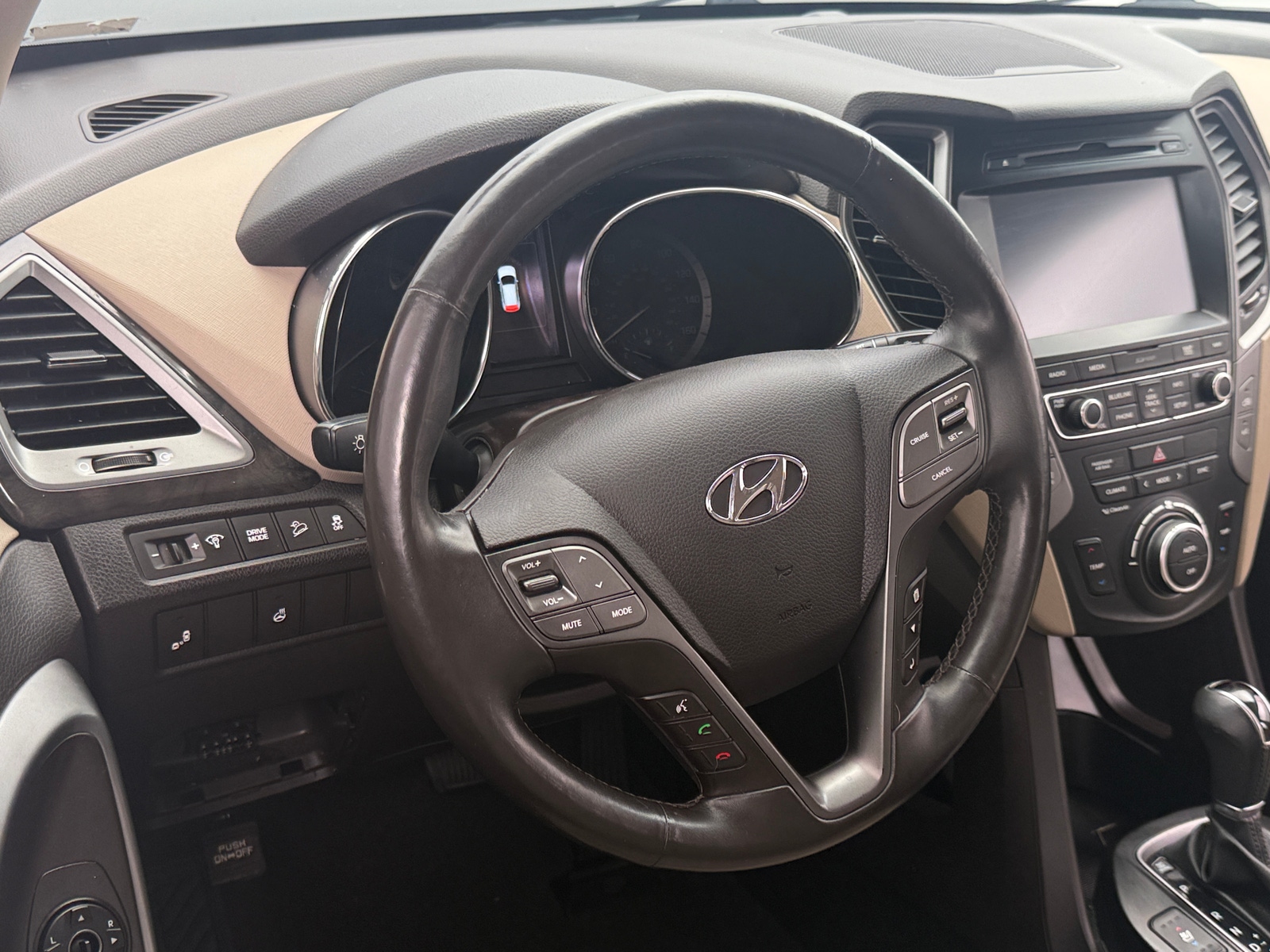 Thumbnail: 2017 Hyundai Santa Fe - 4