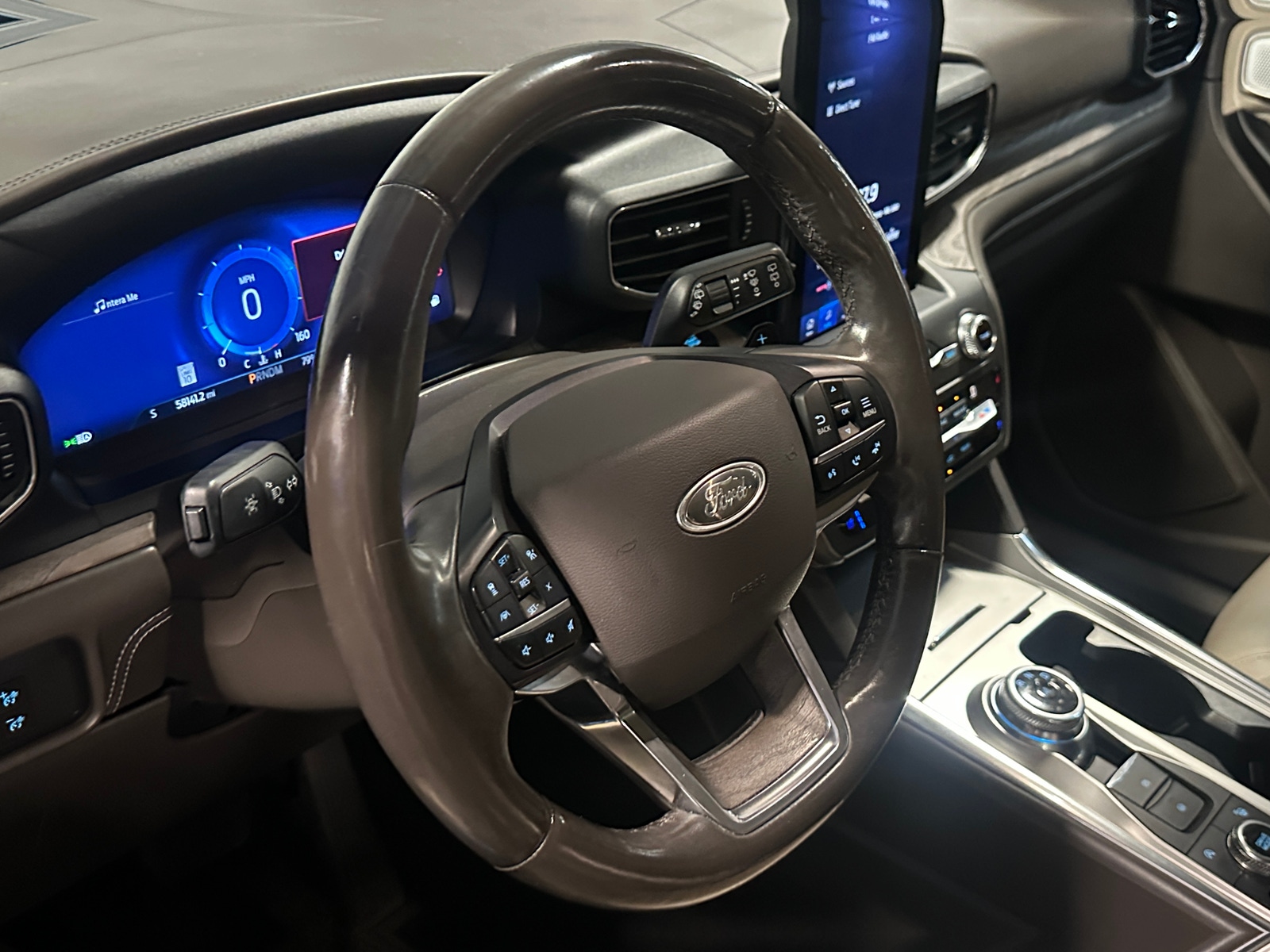Thumbnail: 2020 Ford Explorer - 4