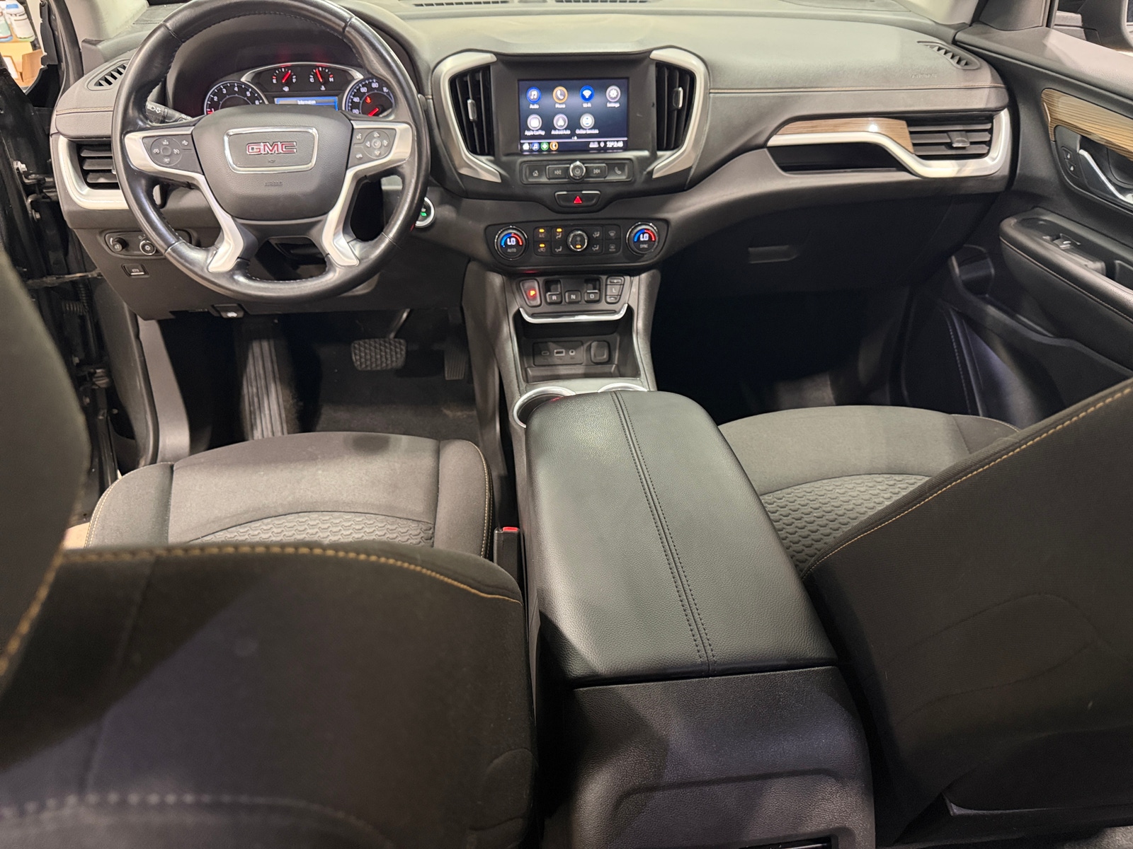 Thumbnail: 2021 GMC Terrain - 3