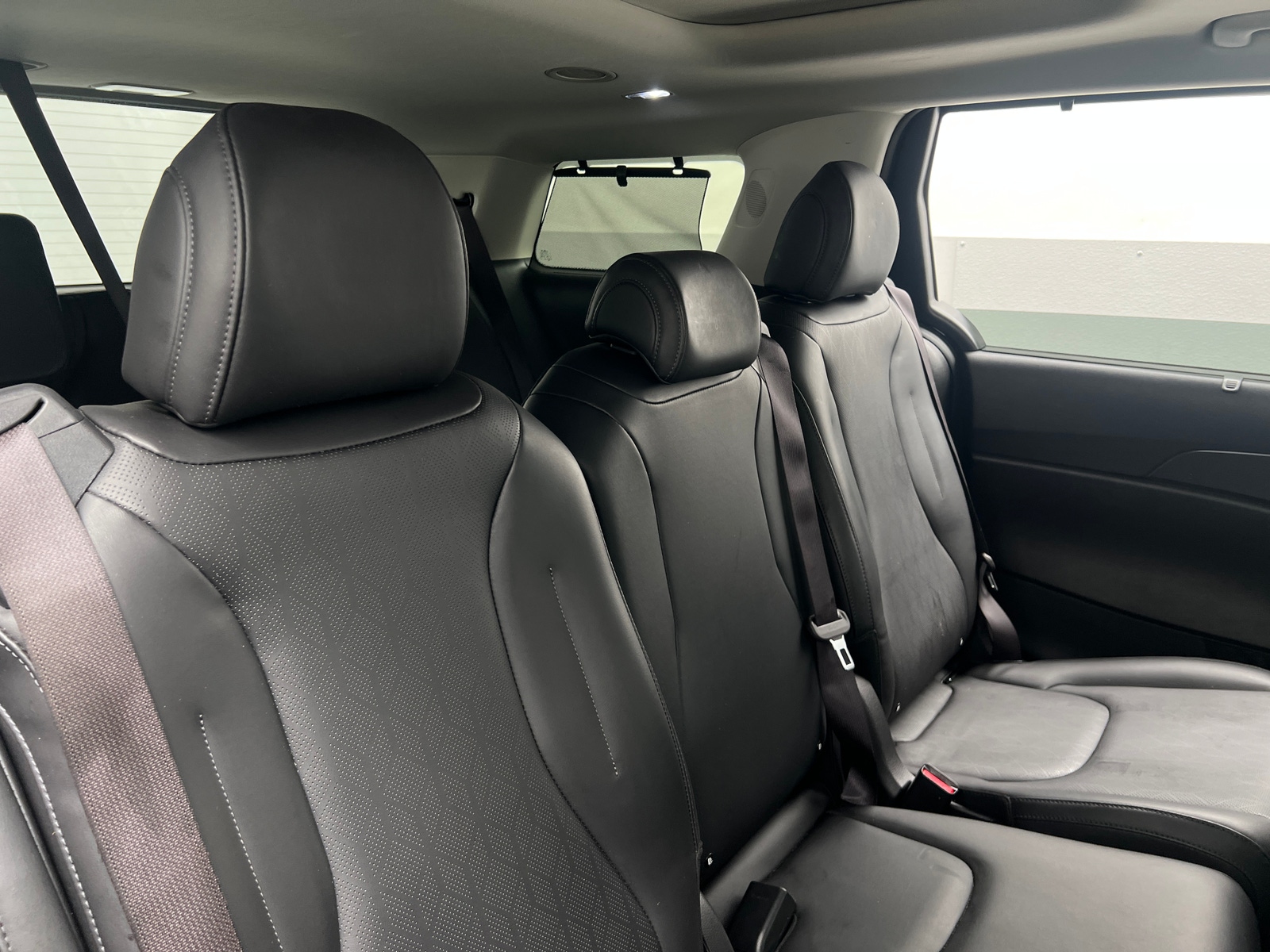 Thumbnail: 2025 Kia Carnival - 5