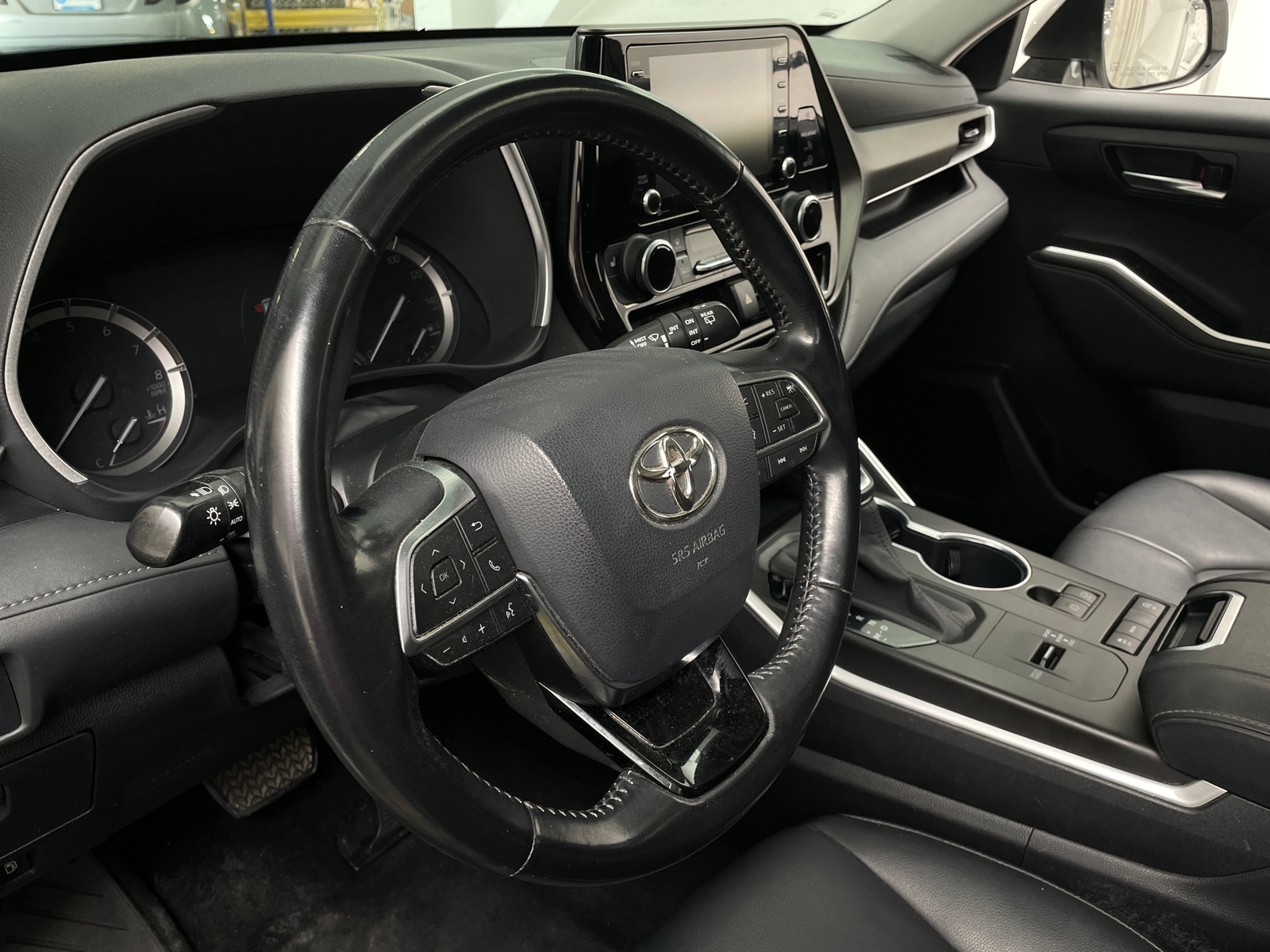 Thumbnail: 2020 Toyota Highlander - 5