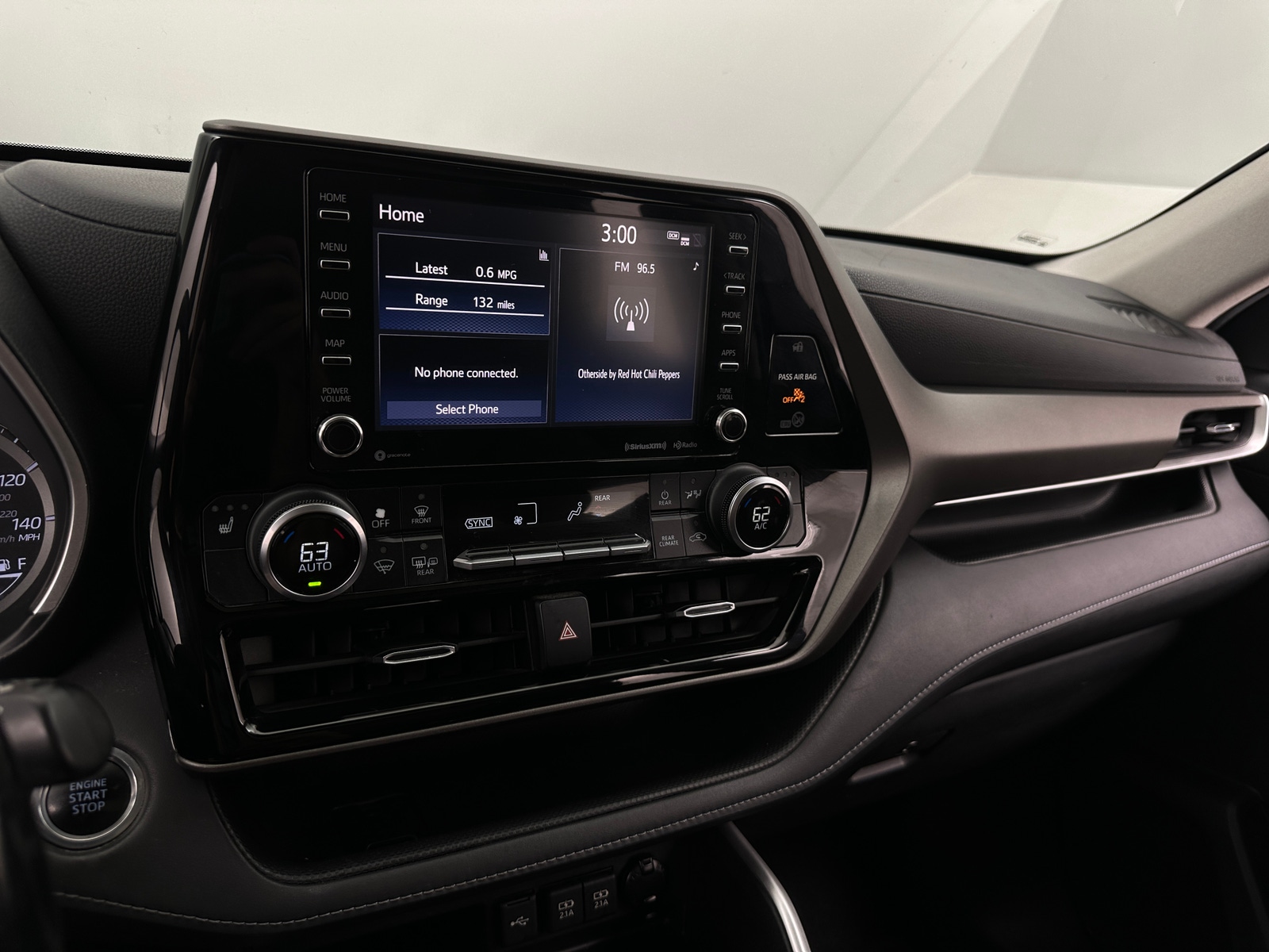 Thumbnail: 2020 Toyota Highlander - 4