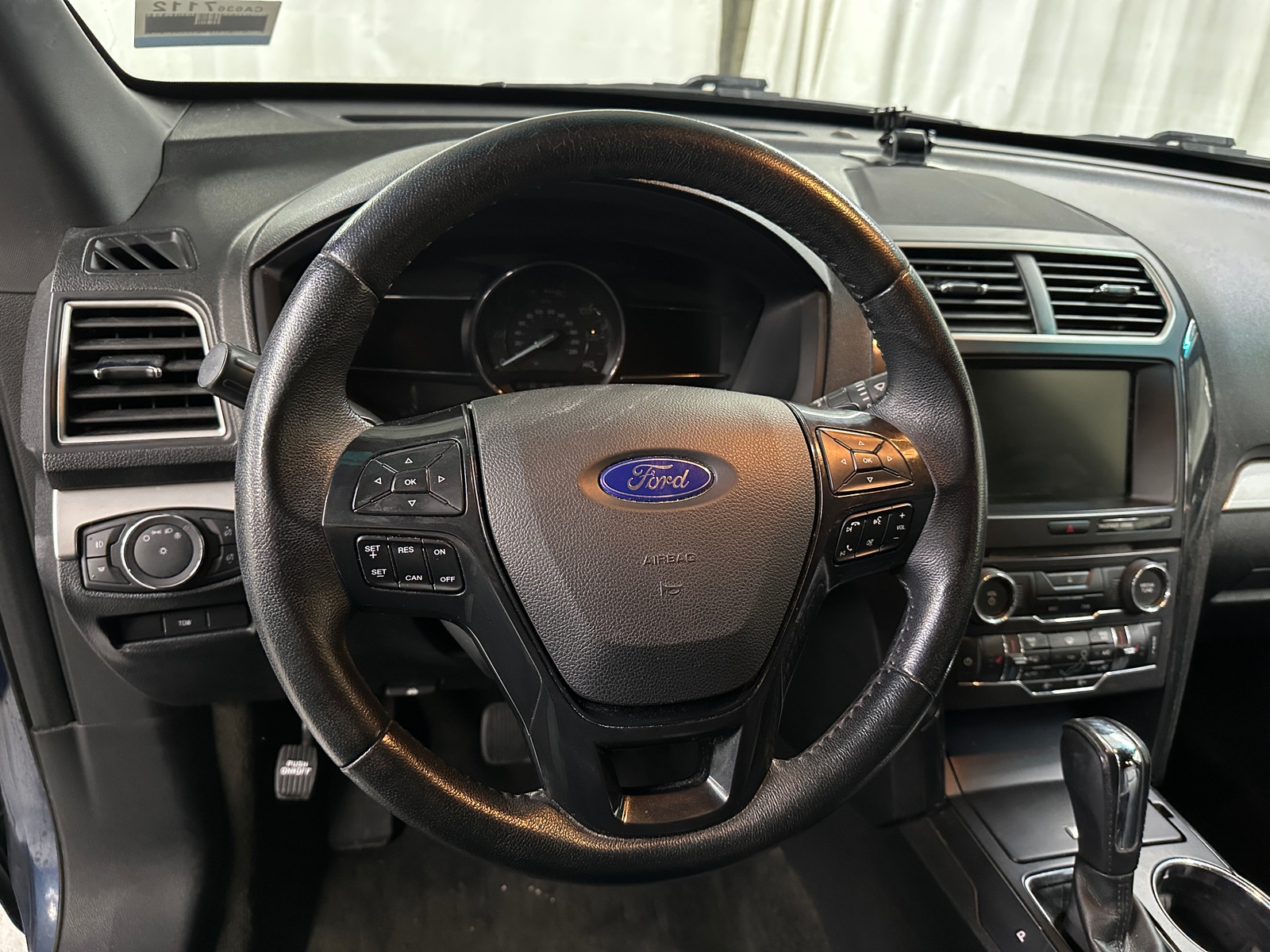 Thumbnail: 2016 Ford Explorer - 4