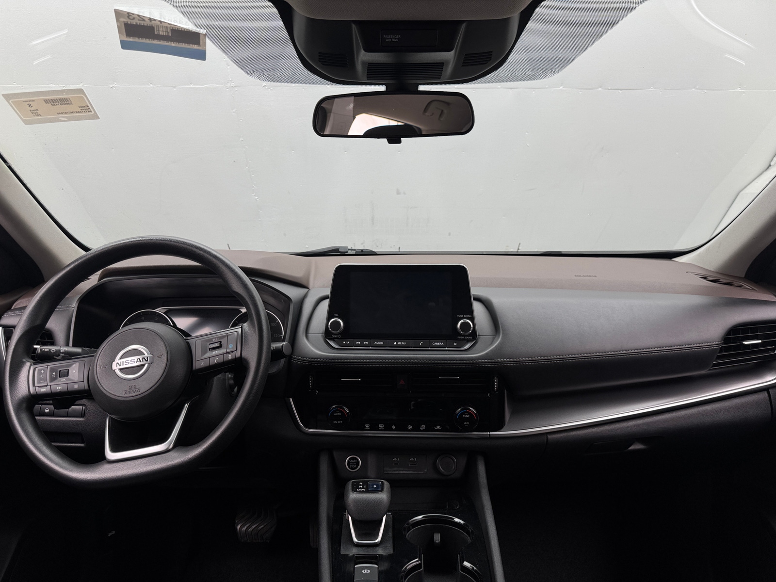 Thumbnail: 2021 Nissan Rogue - 3