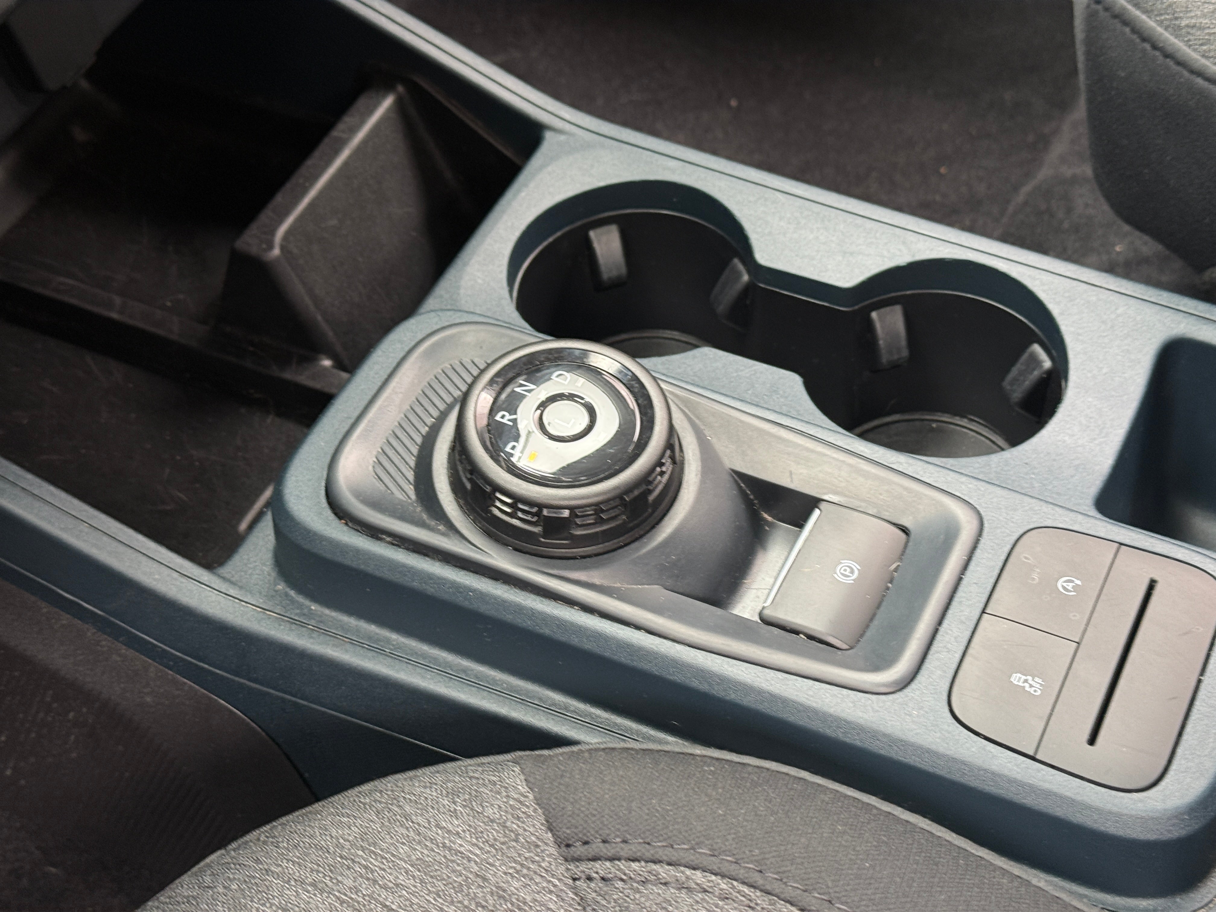 2025 Ford Maverick XLT - Photo 6