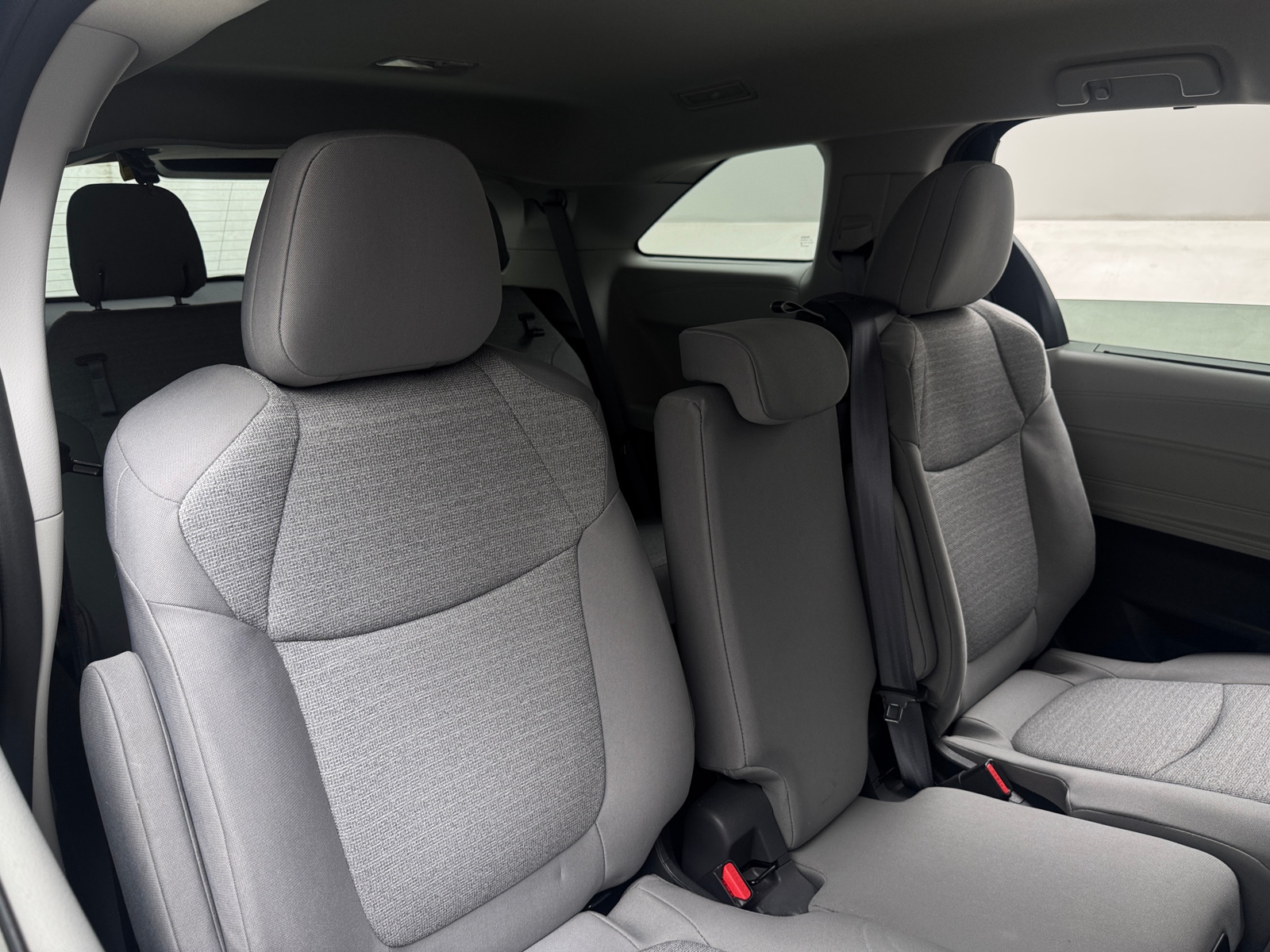 Thumbnail: 2022 Toyota Sienna - 6