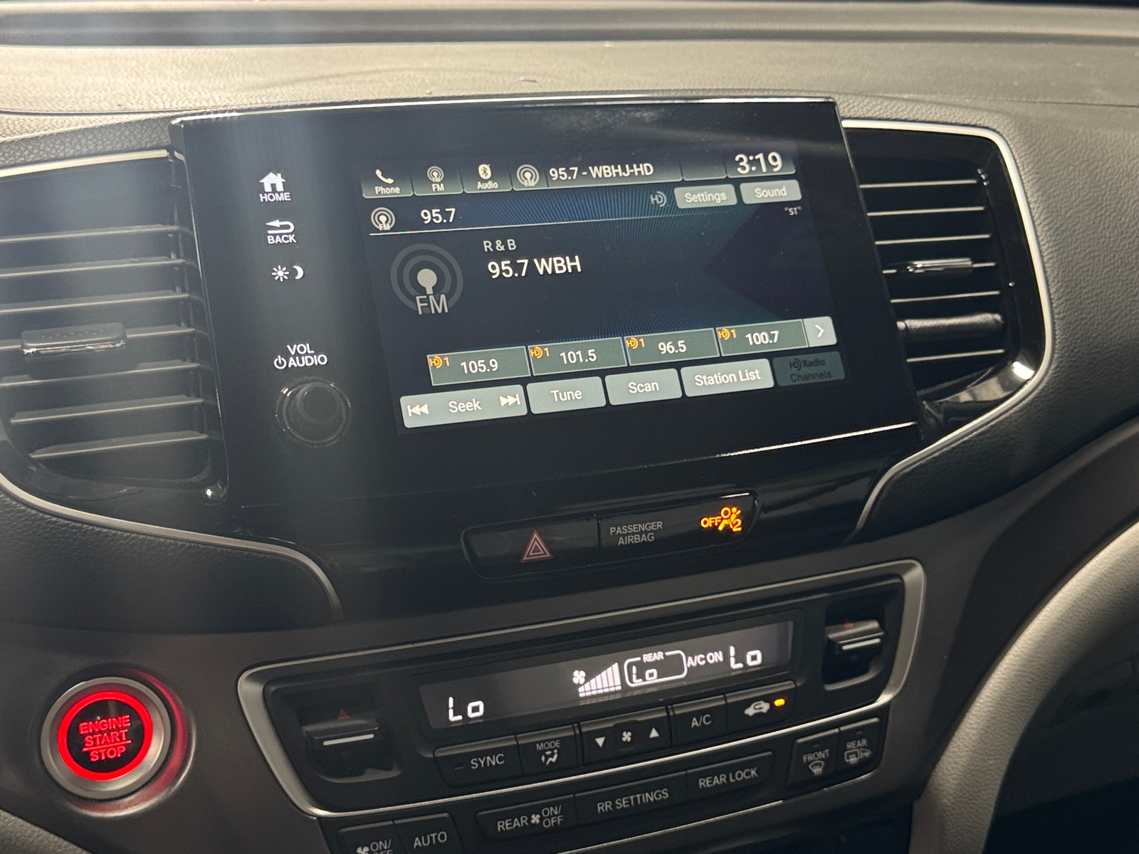Thumbnail: 2020 Honda Pilot - 3