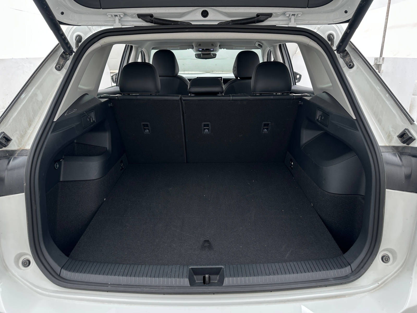 Thumbnail: 2026 Volkswagen Tiguan - 6