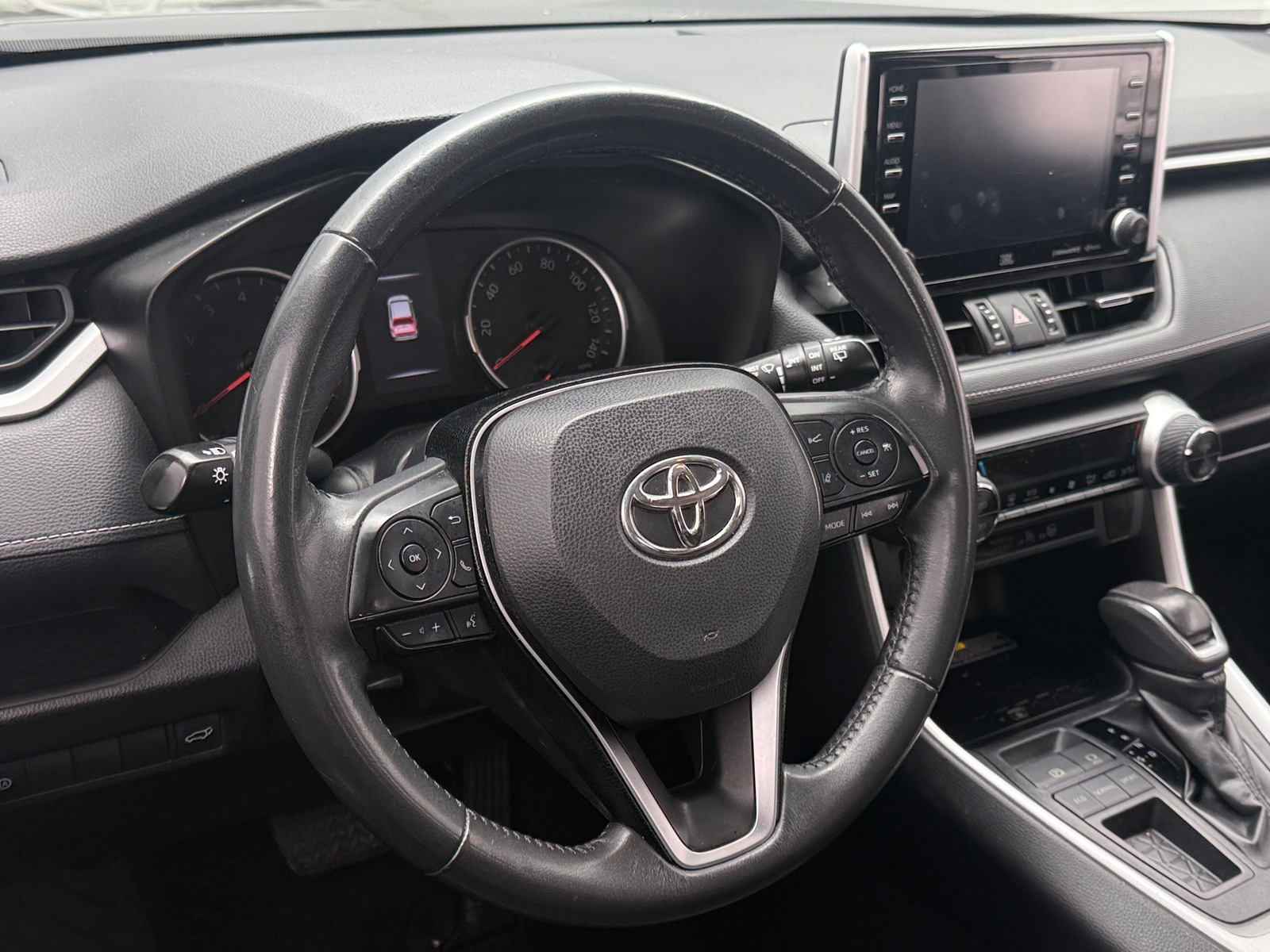 Thumbnail: 2019 Toyota RAV4 - 4