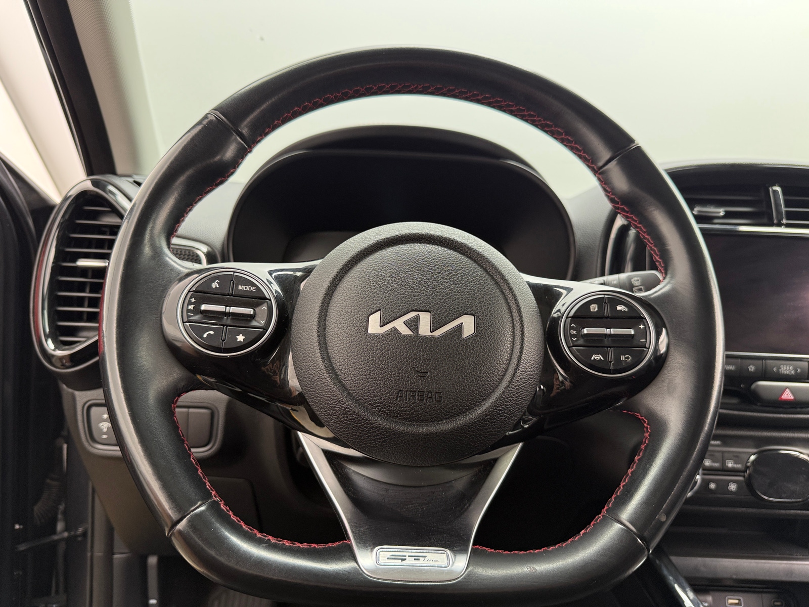 Thumbnail: 2023 Kia Soul - 4