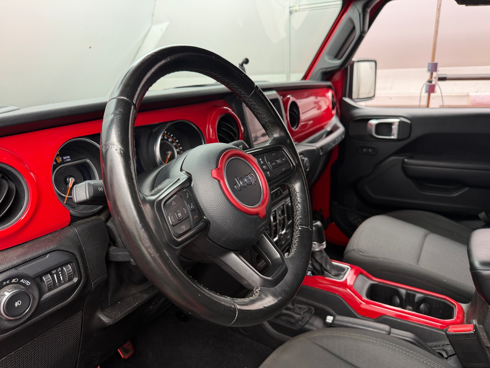 Thumbnail: 2021 Jeep Wrangler - 5