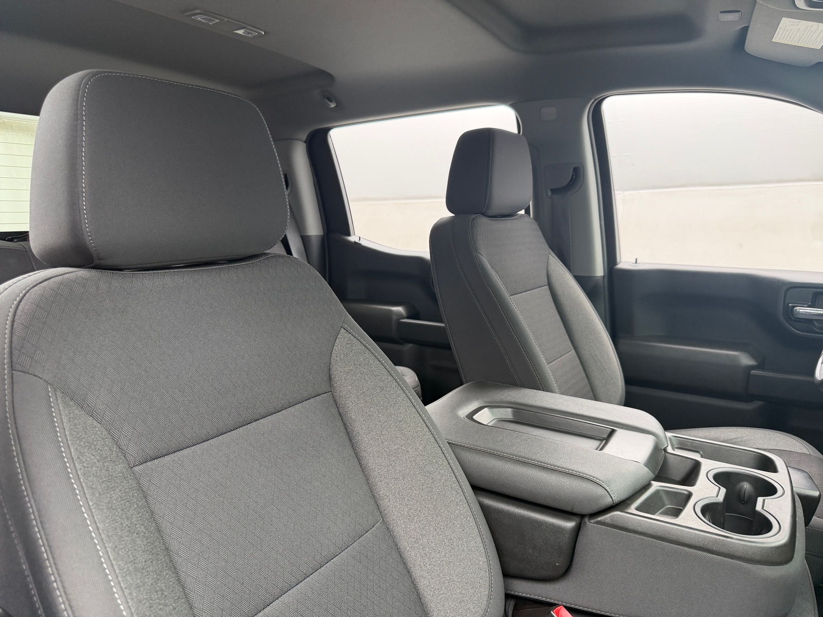 Thumbnail: 2022 Chevrolet Silverado 1500 - 2