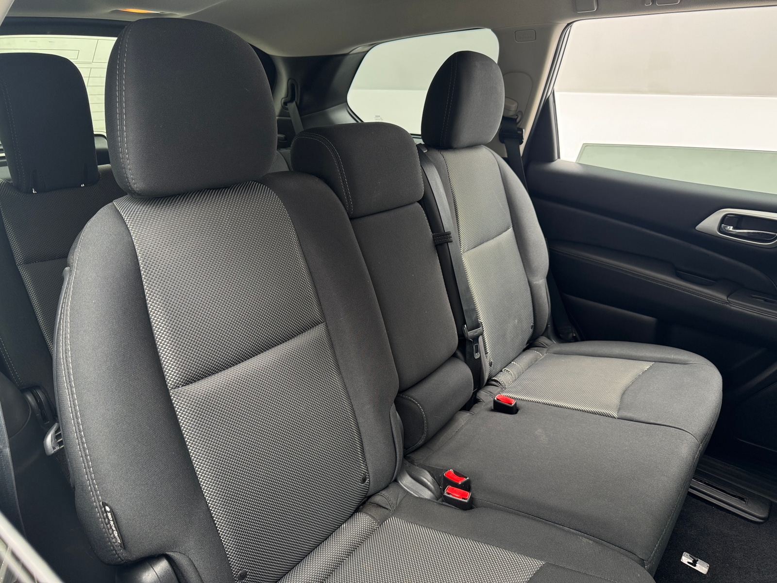 Thumbnail: 2019 Nissan Pathfinder - 6