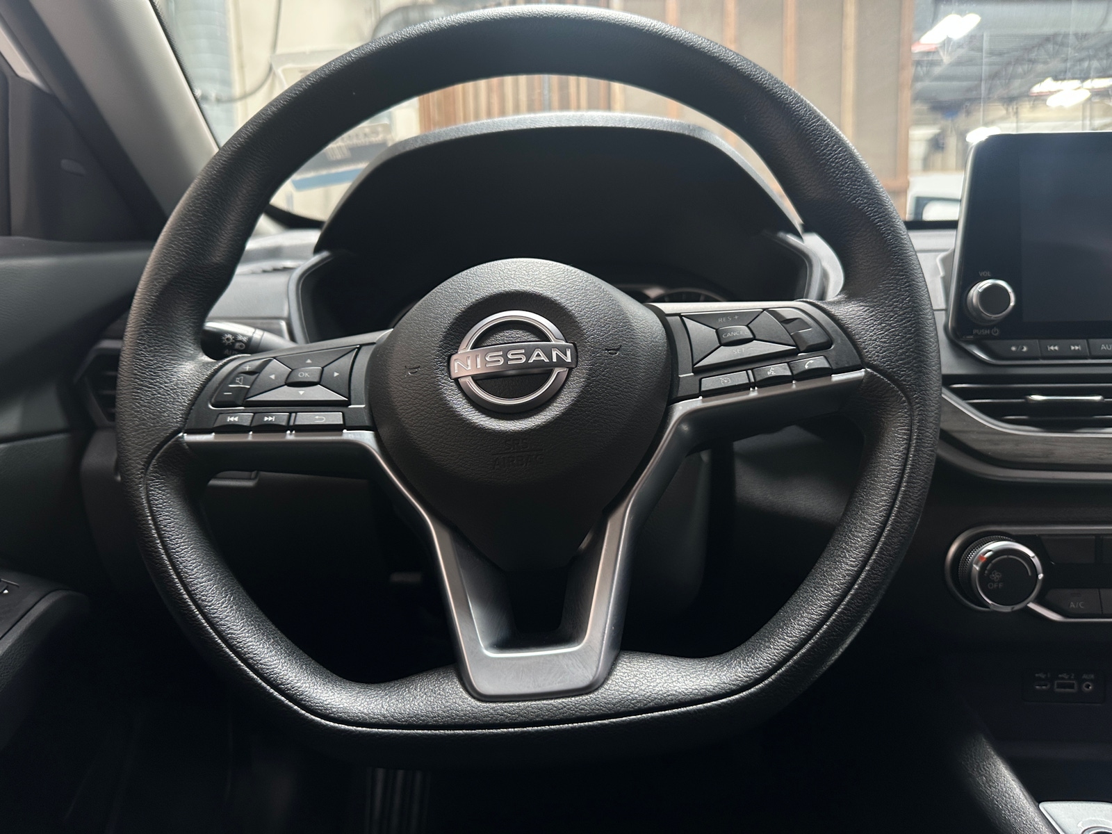 Thumbnail: 2025 Nissan Altima - 5