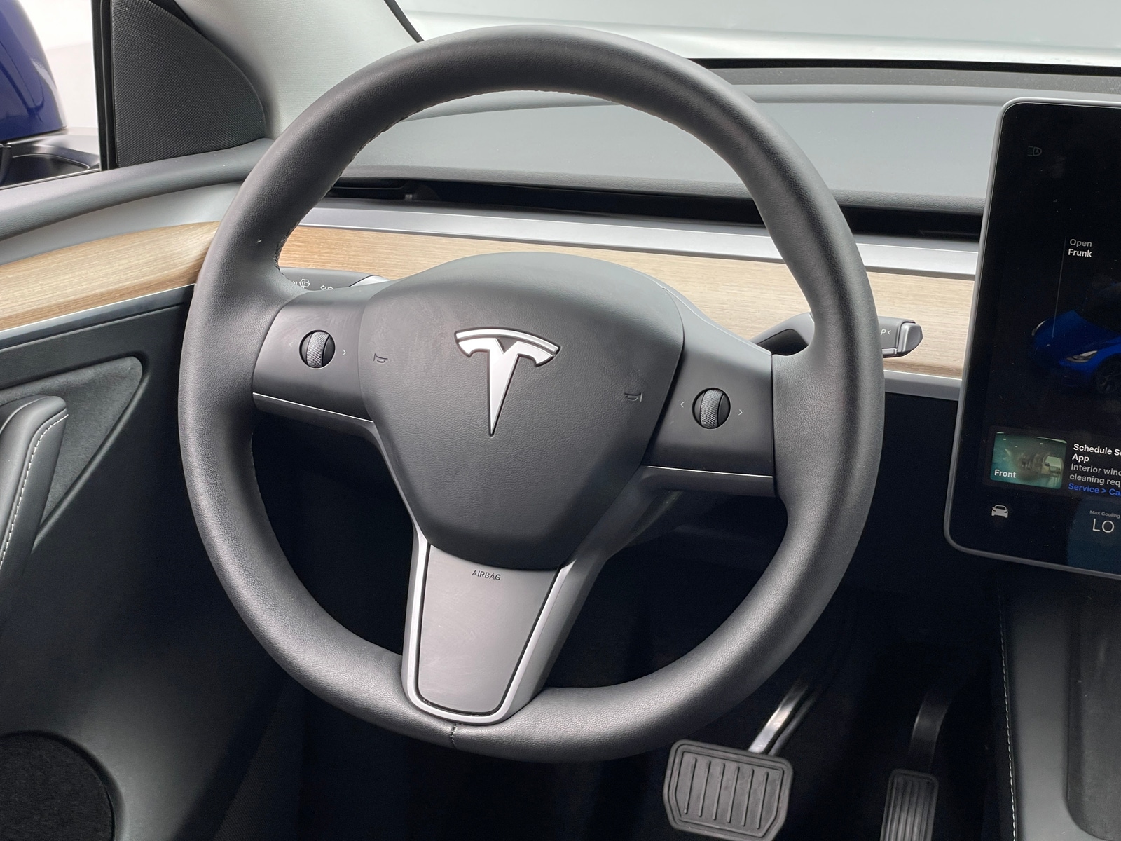 Thumbnail: 2025 Tesla Model Y - 4