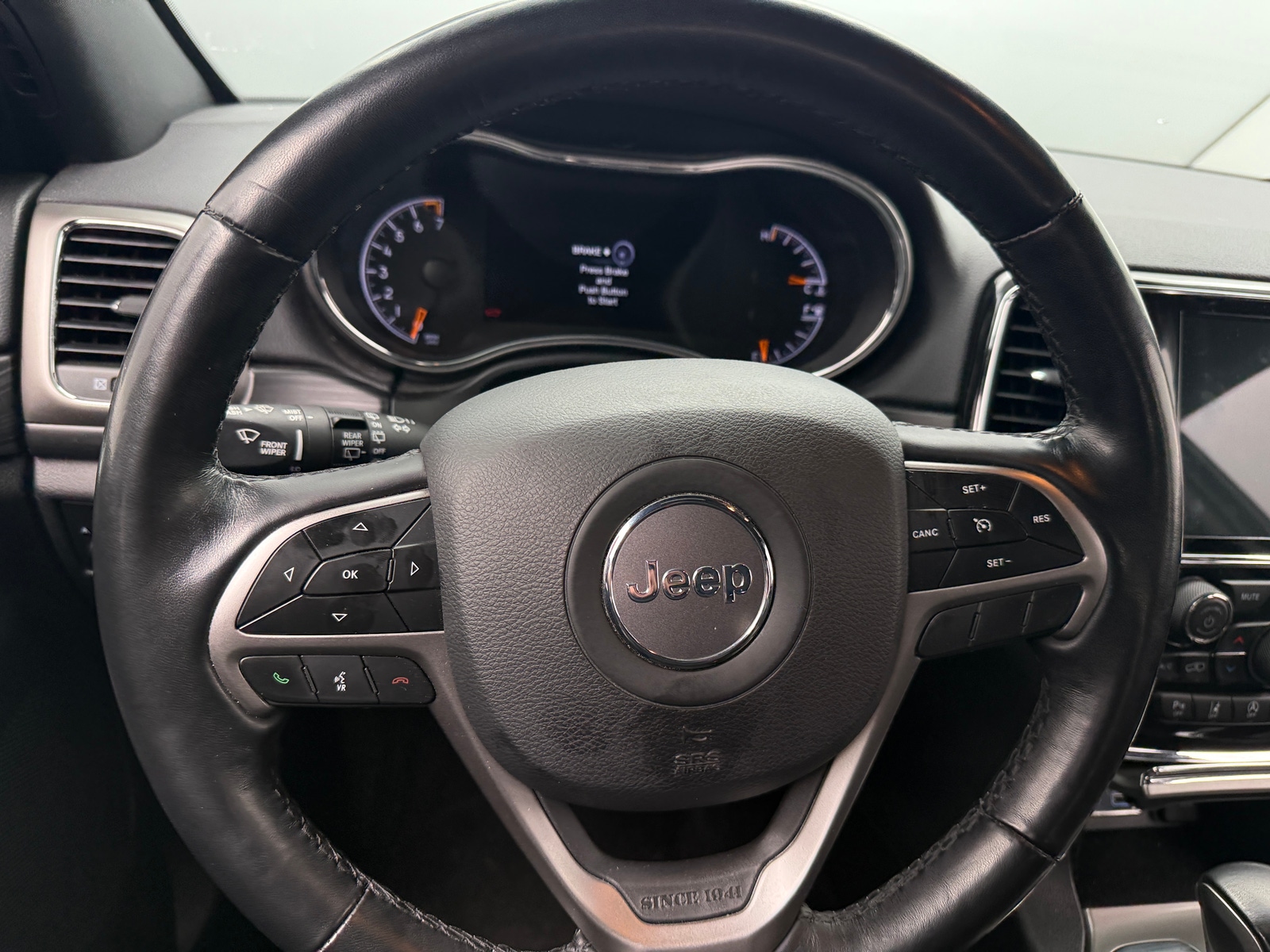 Thumbnail: 2021 Jeep Grand Cherokee - 4