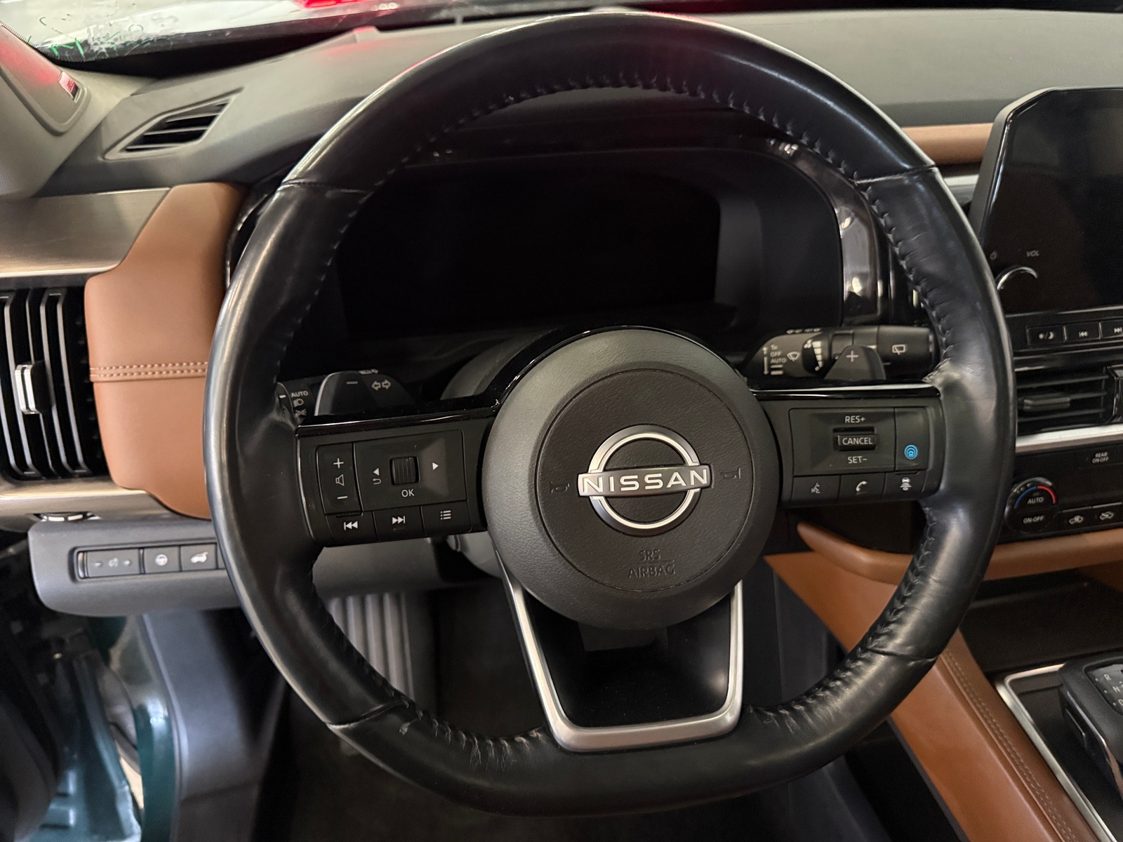 Thumbnail: 2022 Nissan Pathfinder - 4