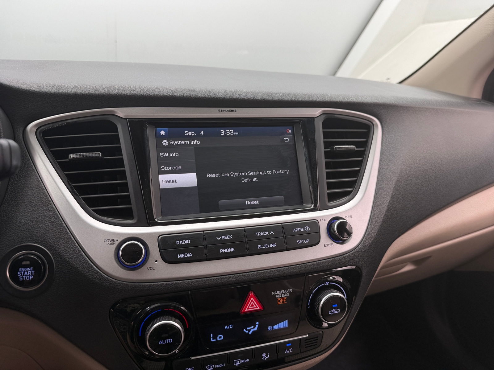 Thumbnail: 2022 Hyundai Accent - 4