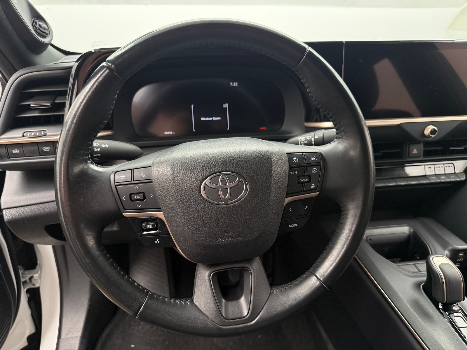 Thumbnail: 2023 Toyota Crown - 4