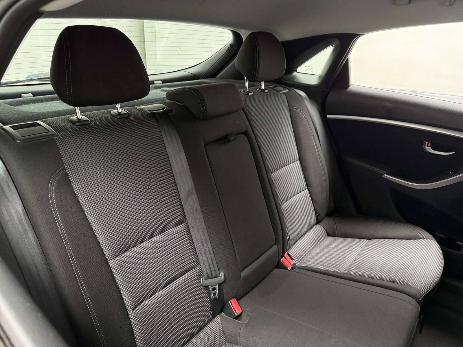 Thumbnail: 2016 Hyundai Elantra - 6