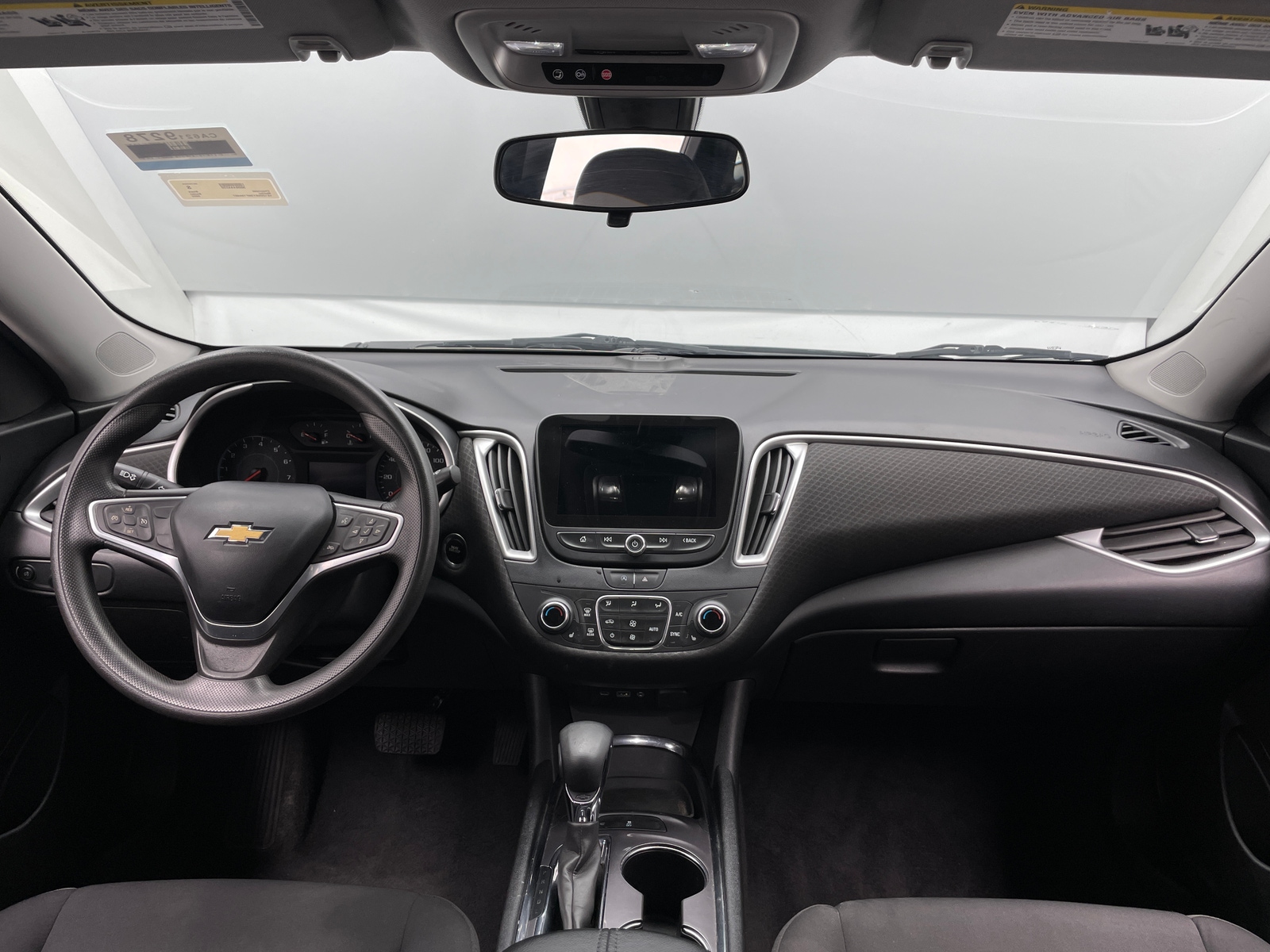 Thumbnail: 2022 Chevrolet Malibu - 3