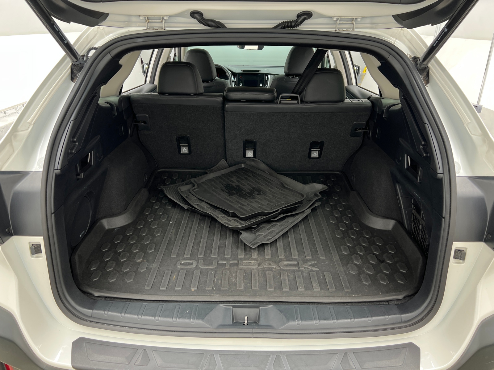 Thumbnail: 2020 Subaru Outback - 6
