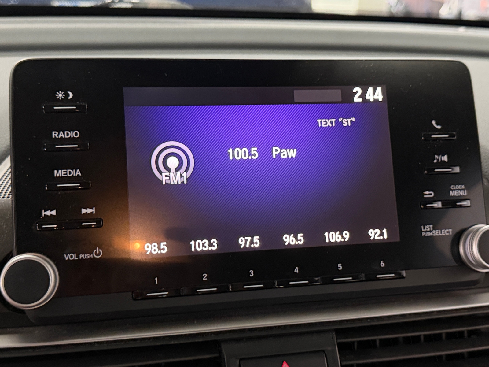 Thumbnail: 2018 Honda Accord - 4