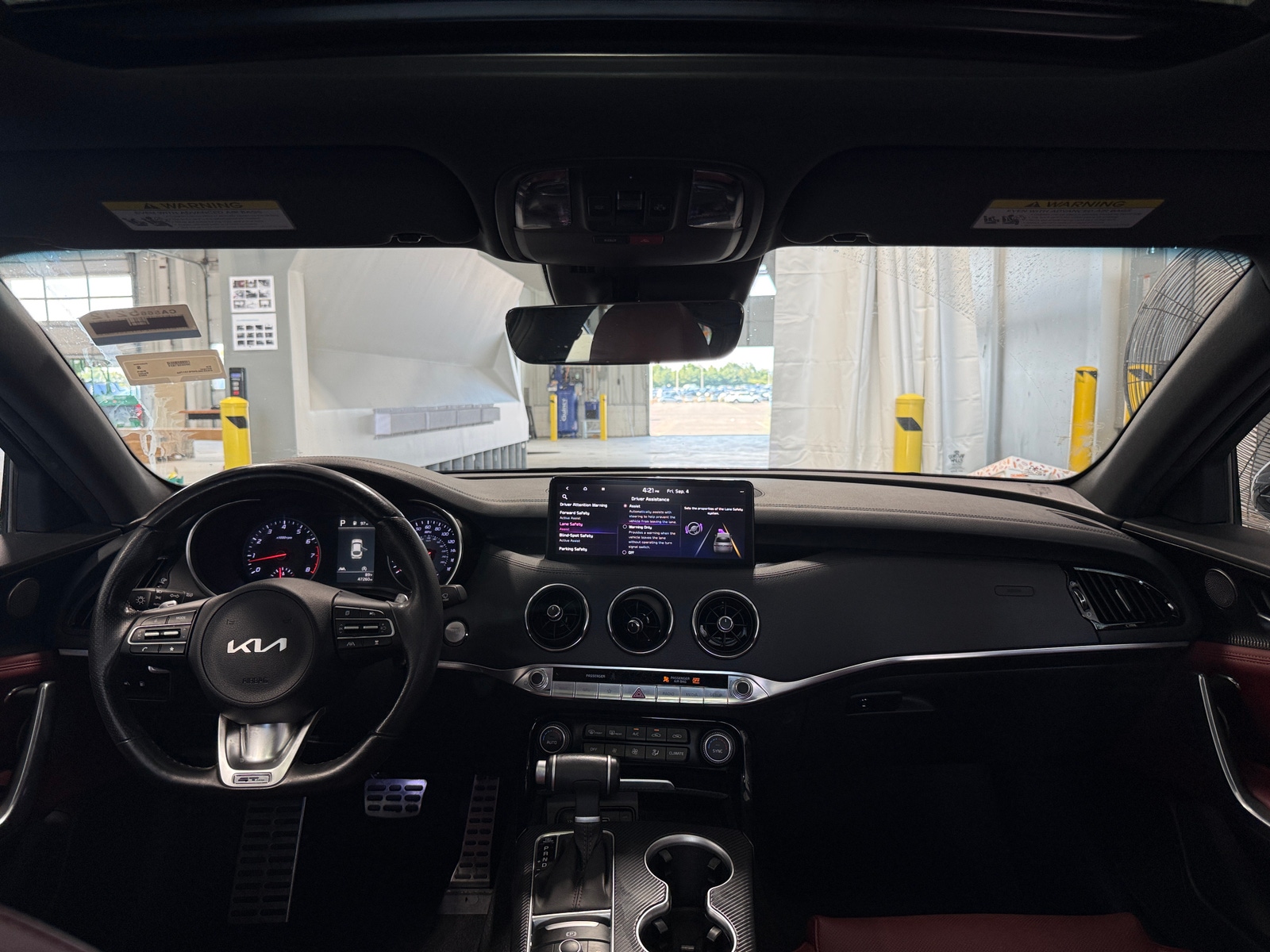 Thumbnail: 2023 Kia Stinger - 2