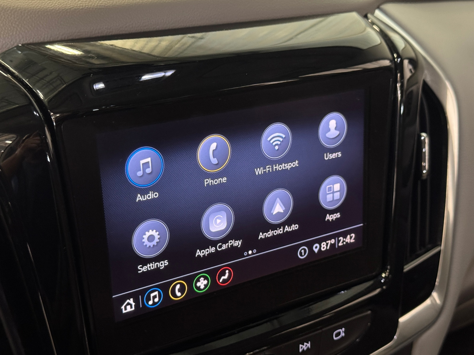 Thumbnail: 2020 Chevrolet Traverse - 4