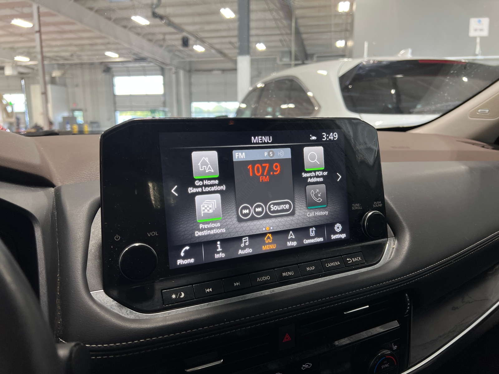 Thumbnail: 2021 Nissan Rogue - 3