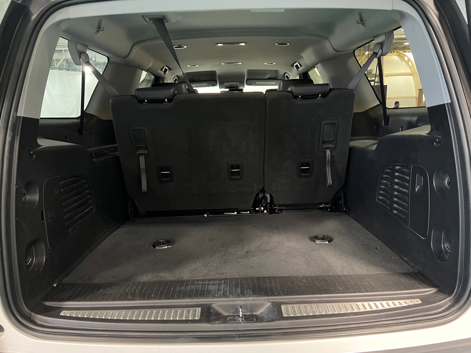 Thumbnail: 2019 Chevrolet Suburban - 6