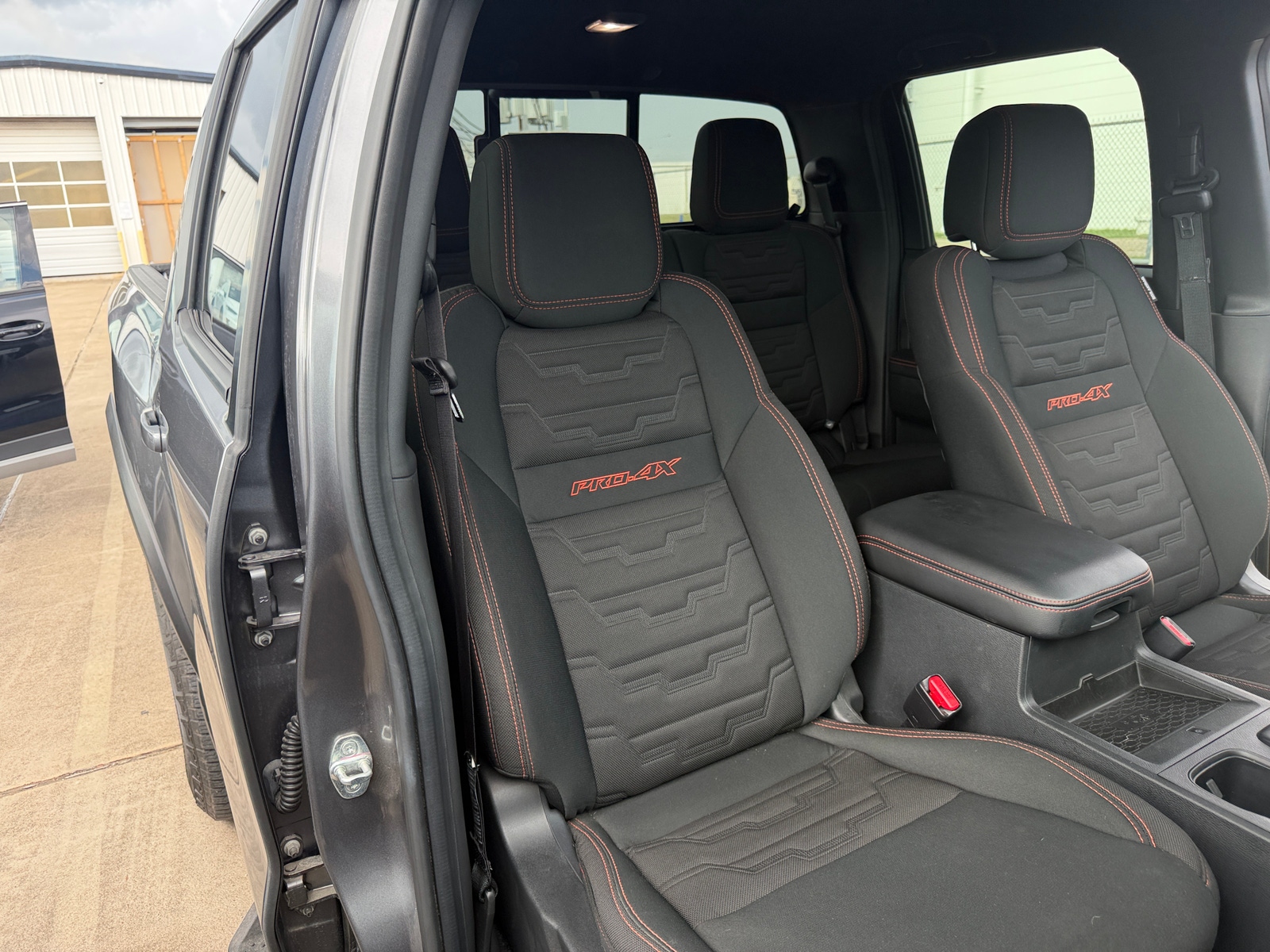 Thumbnail: 2026 Nissan Frontier - 2