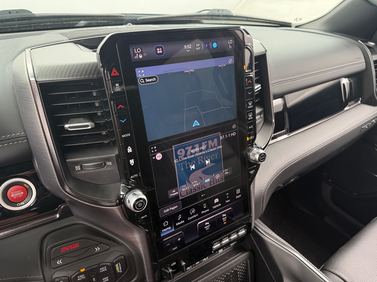 Thumbnail: 2025 RAM 1500 - 3