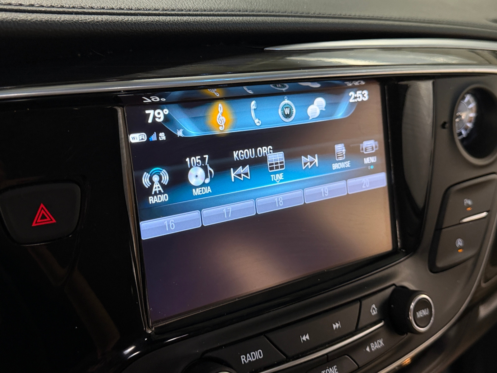 Thumbnail: 2020 Buick Envision - 3
