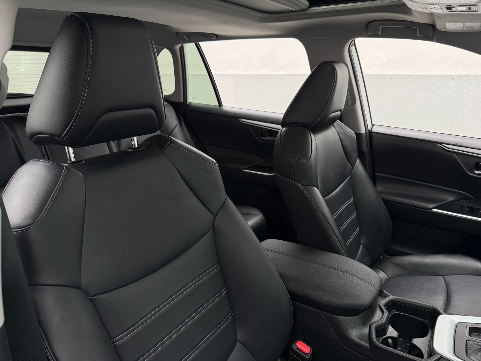 Thumbnail: 2021 Toyota RAV4 - 2