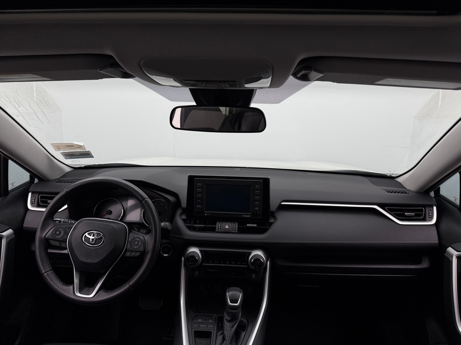 Thumbnail: 2021 Toyota RAV4 - 3